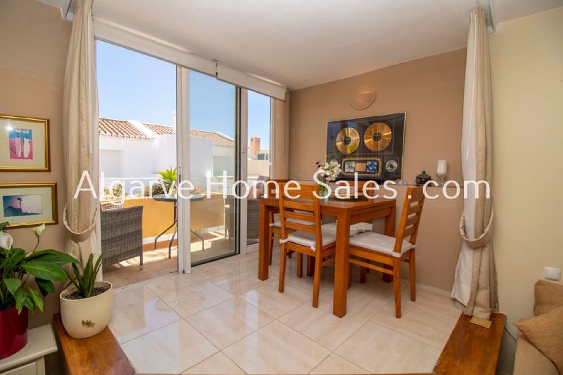 Haus im Carvoeiro, Faro District 10992577