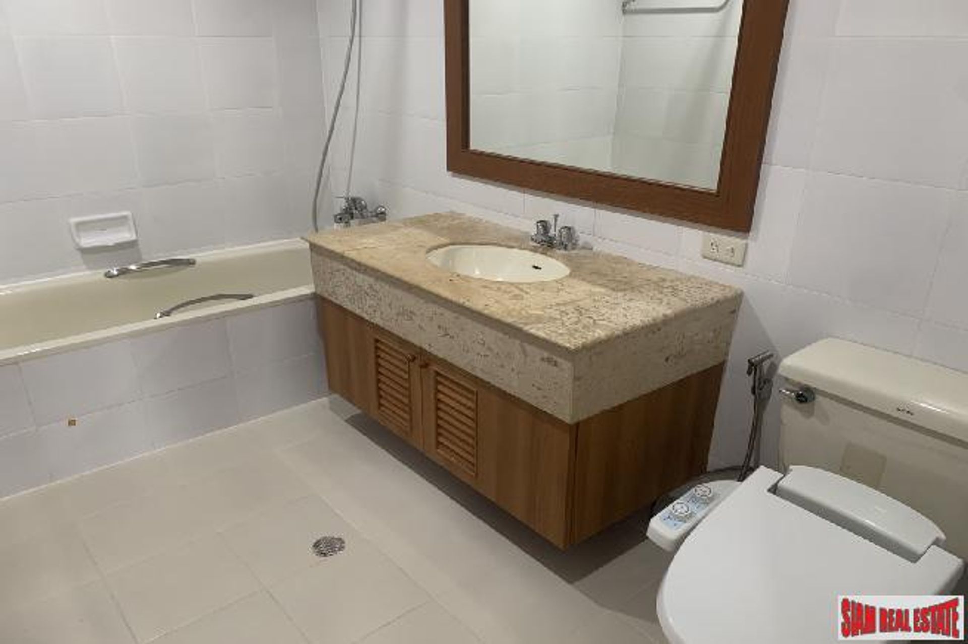 Condominio nel Wattana, Krung Thep Maha Nakhon 10992607