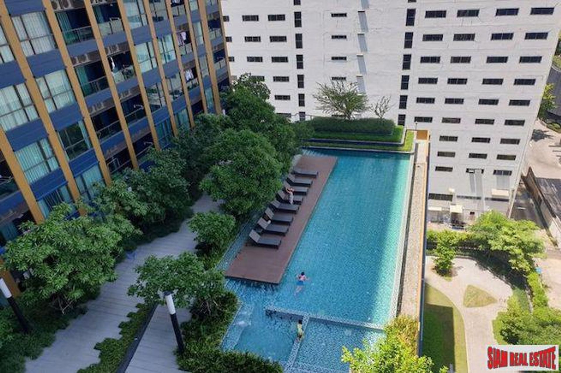 Condominium in Ban Na Song, Krung Thep Maha Nakhon 10992618