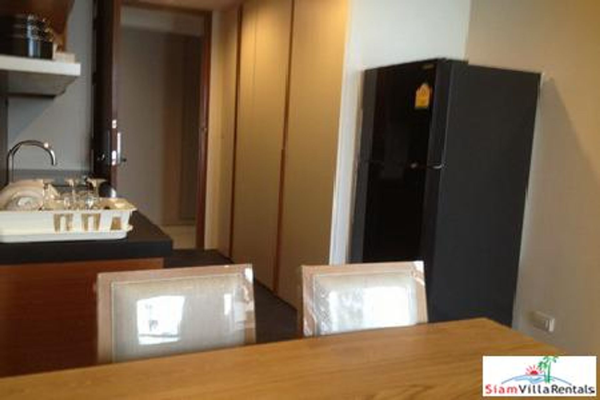 Condominium in Watthana, Krung Thep Maha Nakhon 10992642