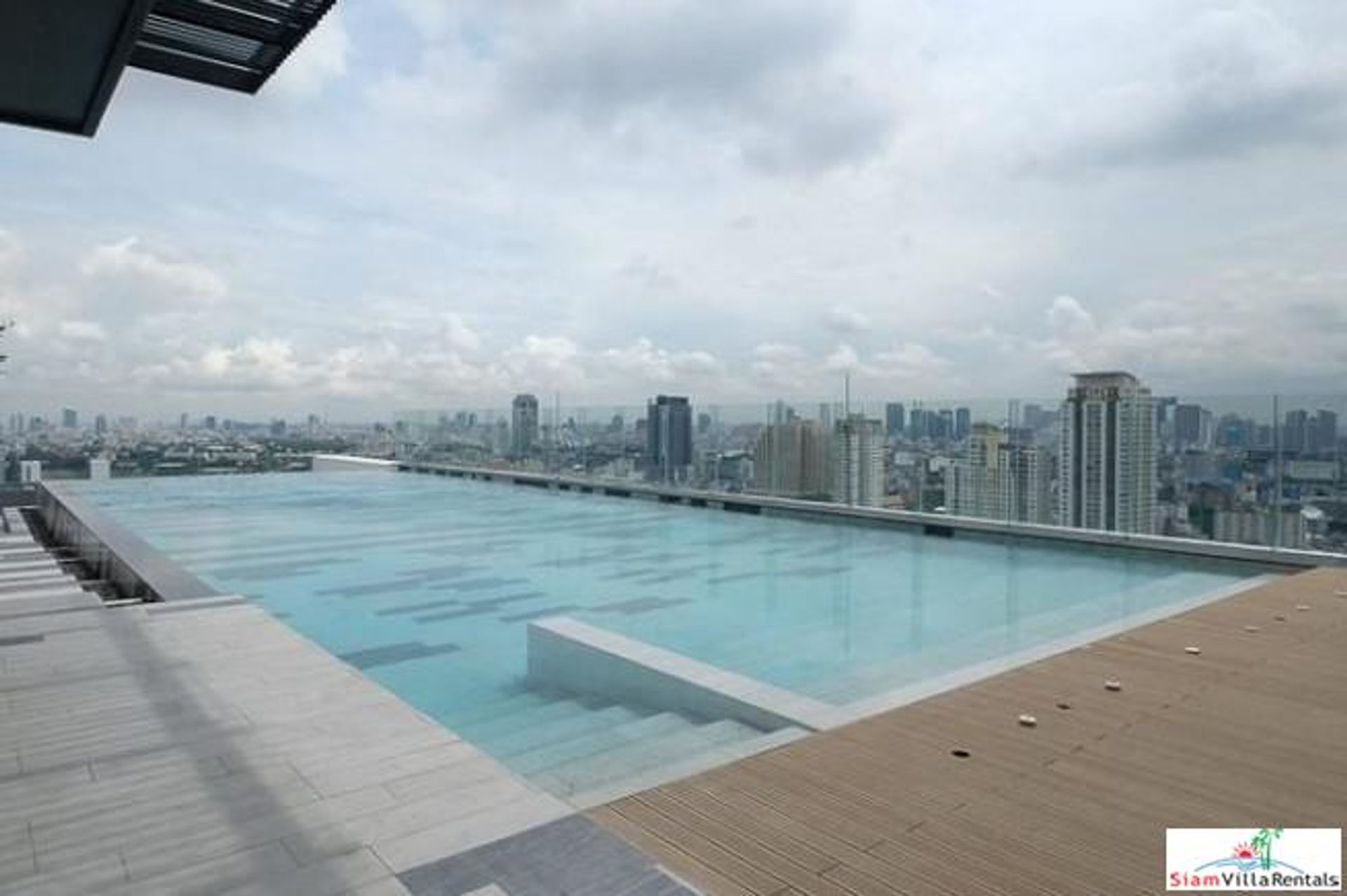 Condominium in , Krung Thep Maha Nakhon 10992681