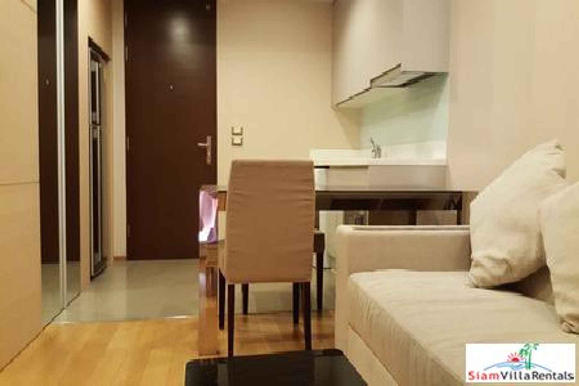 Condominium in , Krung Thep Maha Nakhon 10992710