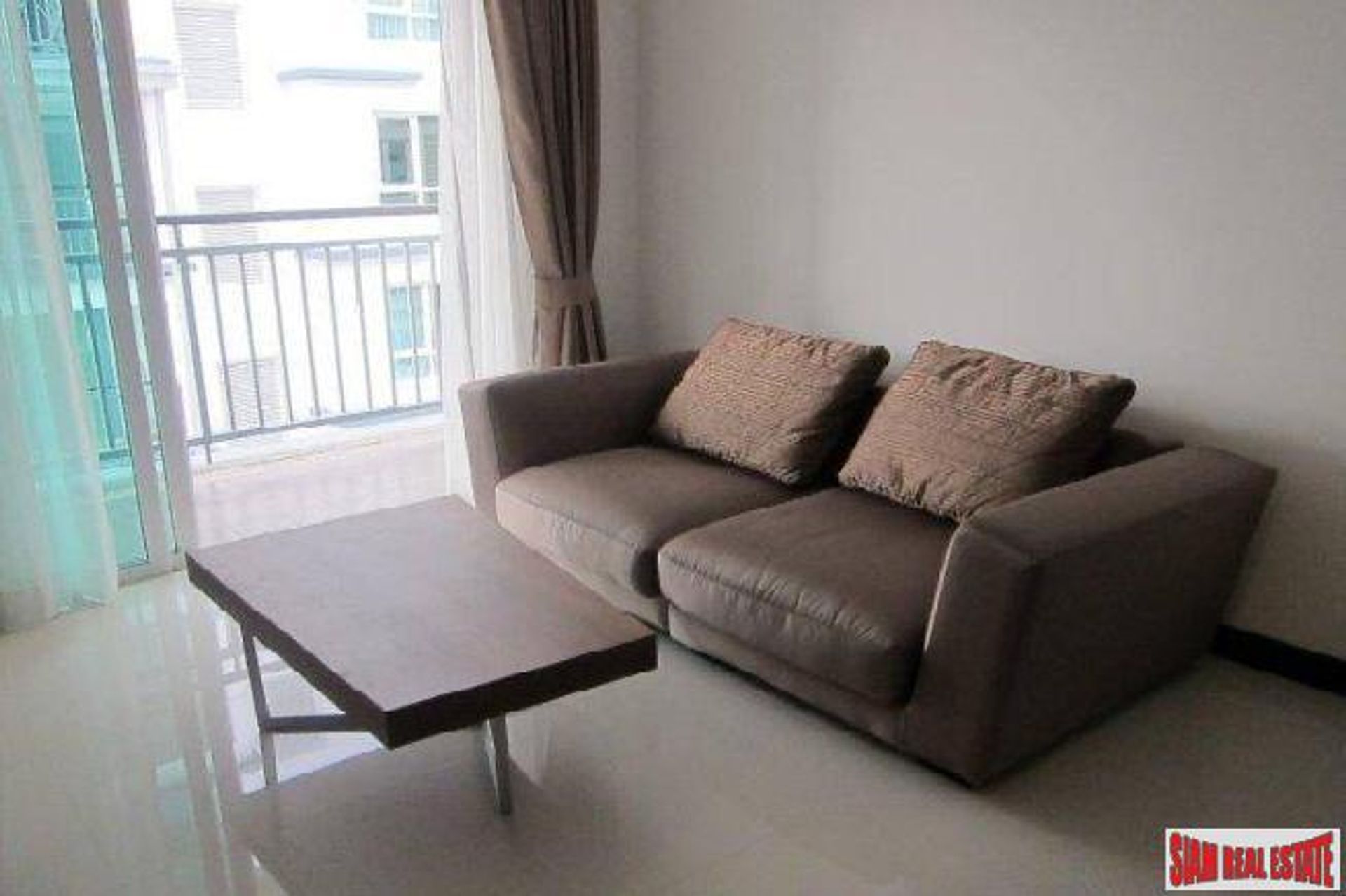 Condominio nel Ban Na canzone, Krung Thep Maha Nakhon 10992720