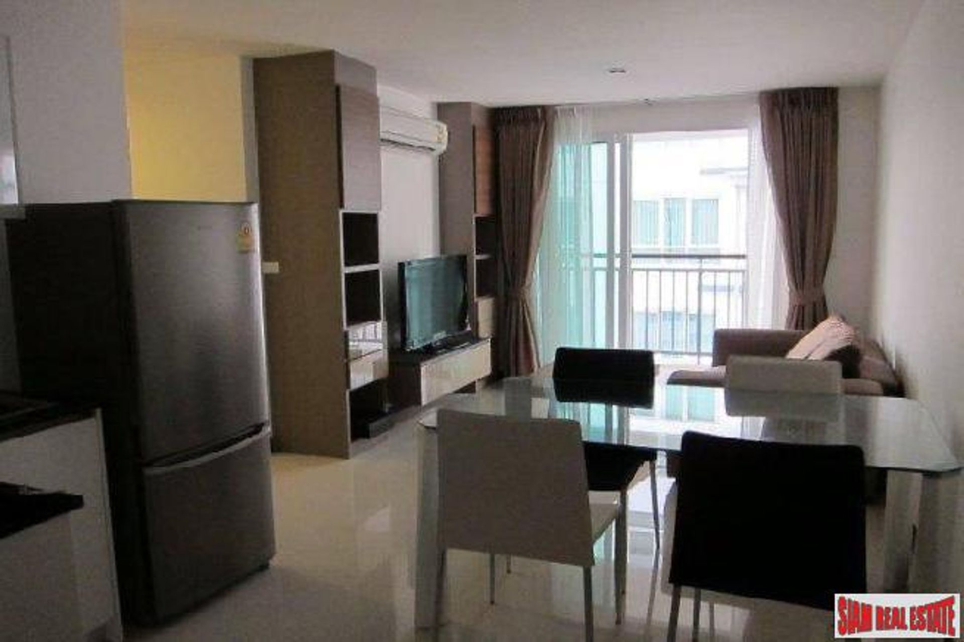 Condominio nel Ban Na canzone, Krung Thep Maha Nakhon 10992720