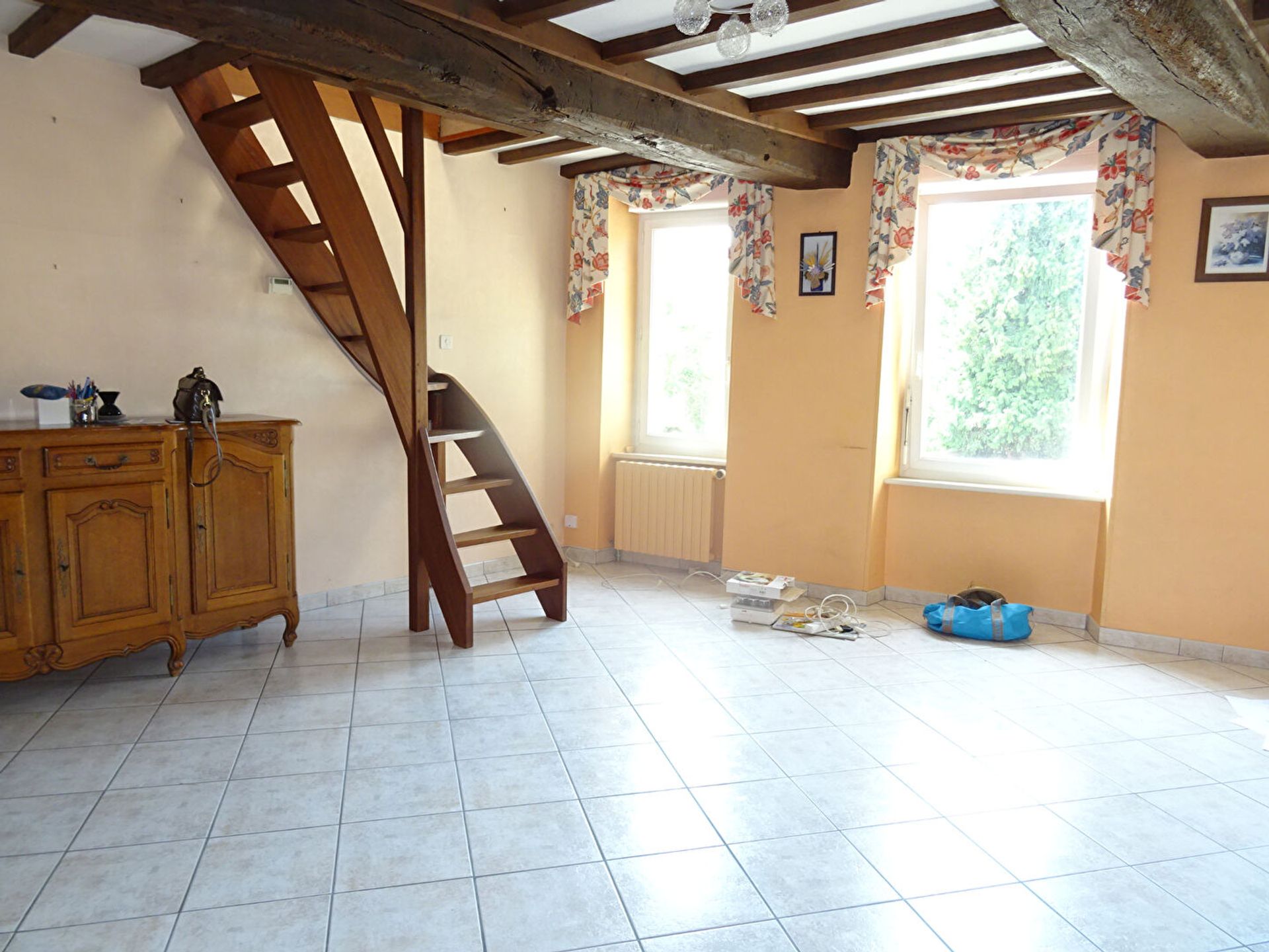 Hus i Mortain, Normandie 10992933