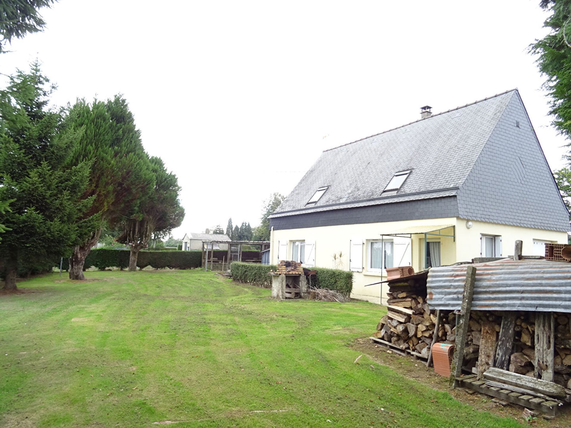 жилой дом в Saint-Clément-Rancoudray, Normandy 10992986