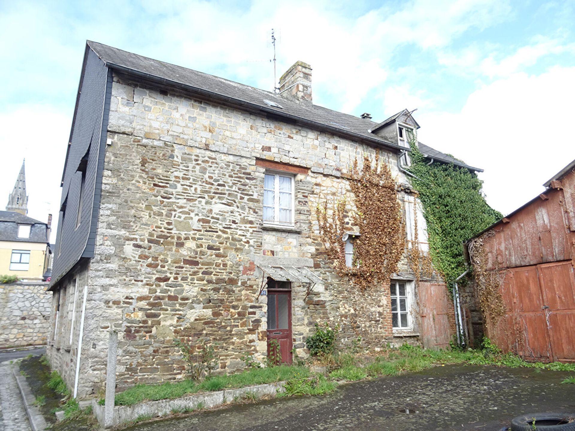 Hus i Barenton, Normandy 10993016