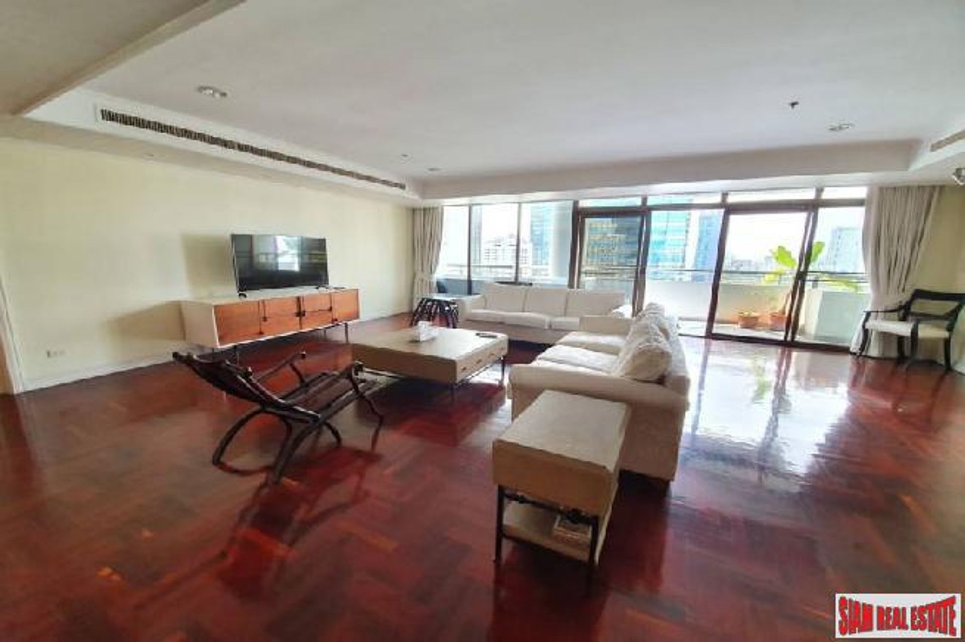 Condominium in Samphanthawong, Krung Thep Maha Nakhon 10993049