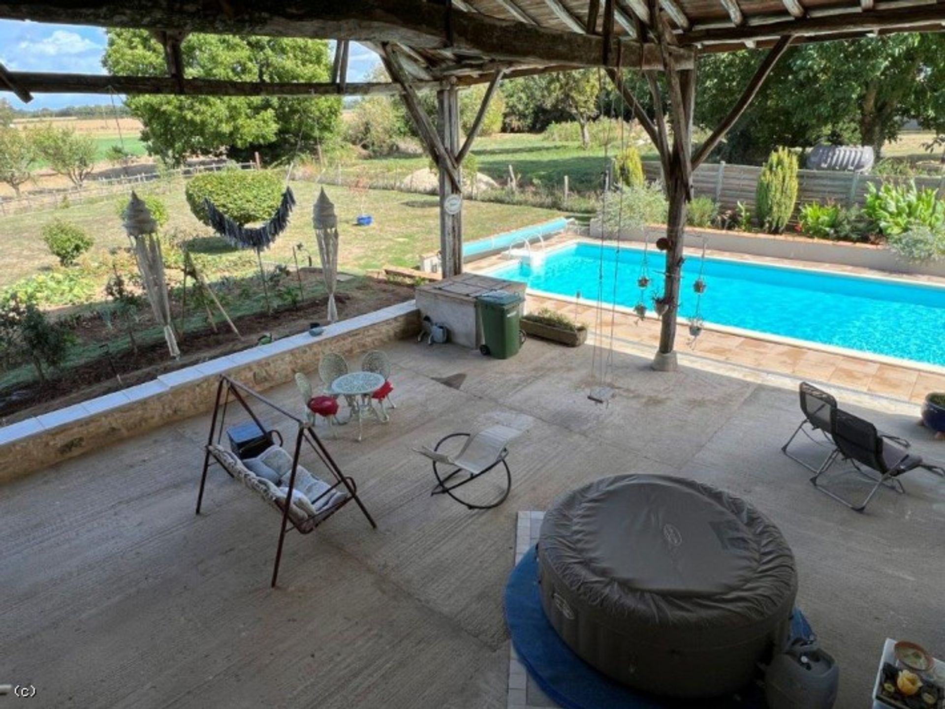 Casa nel Civray, Nouvelle-Aquitaine 10993379