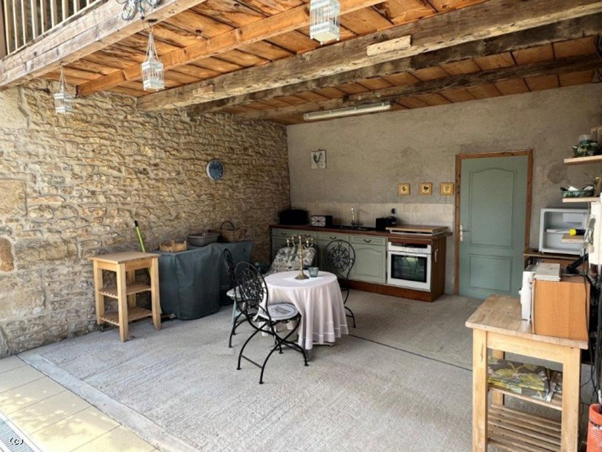 Casa nel Civray, Nouvelle-Aquitaine 10993379