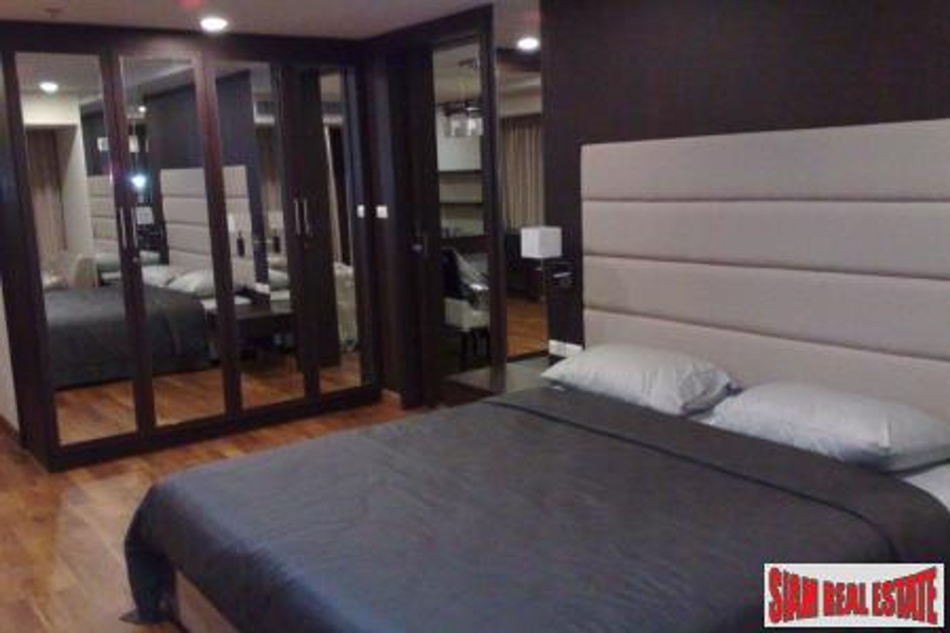 Condominium in Din Daeng, Krung Thep Maha Nakhon 10993551