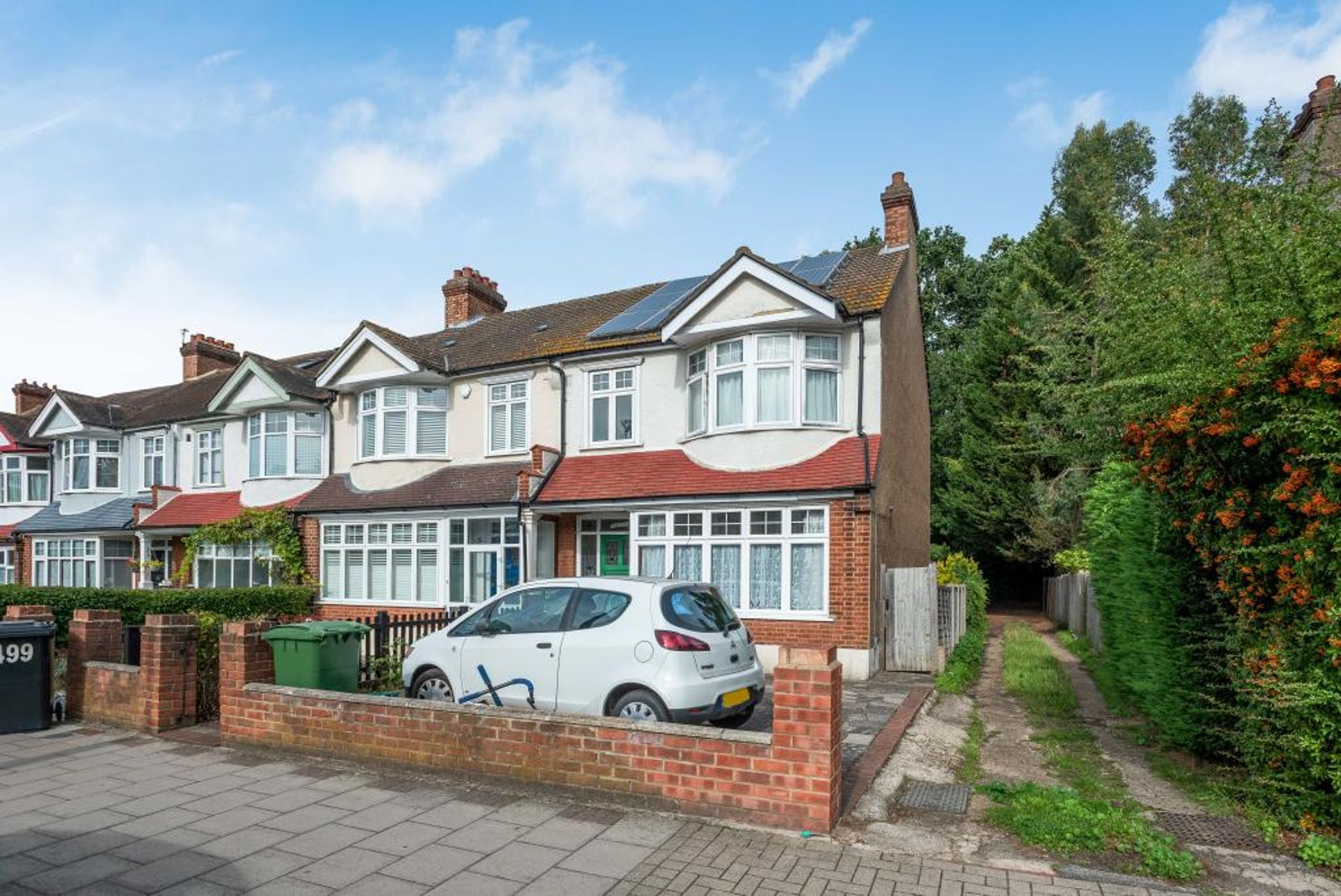 Condominium in Elmers End, Bromley 10994558