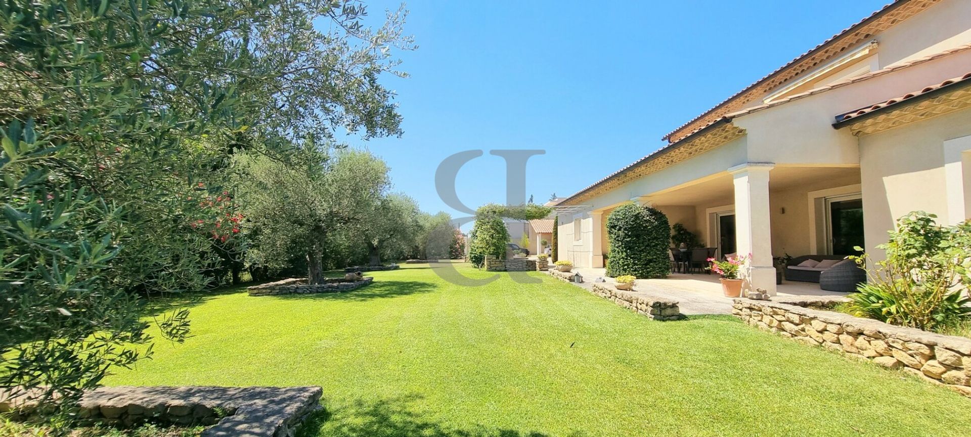 Huis in Barbentane, Provence-Alpes-Côte d'Azur 10994603