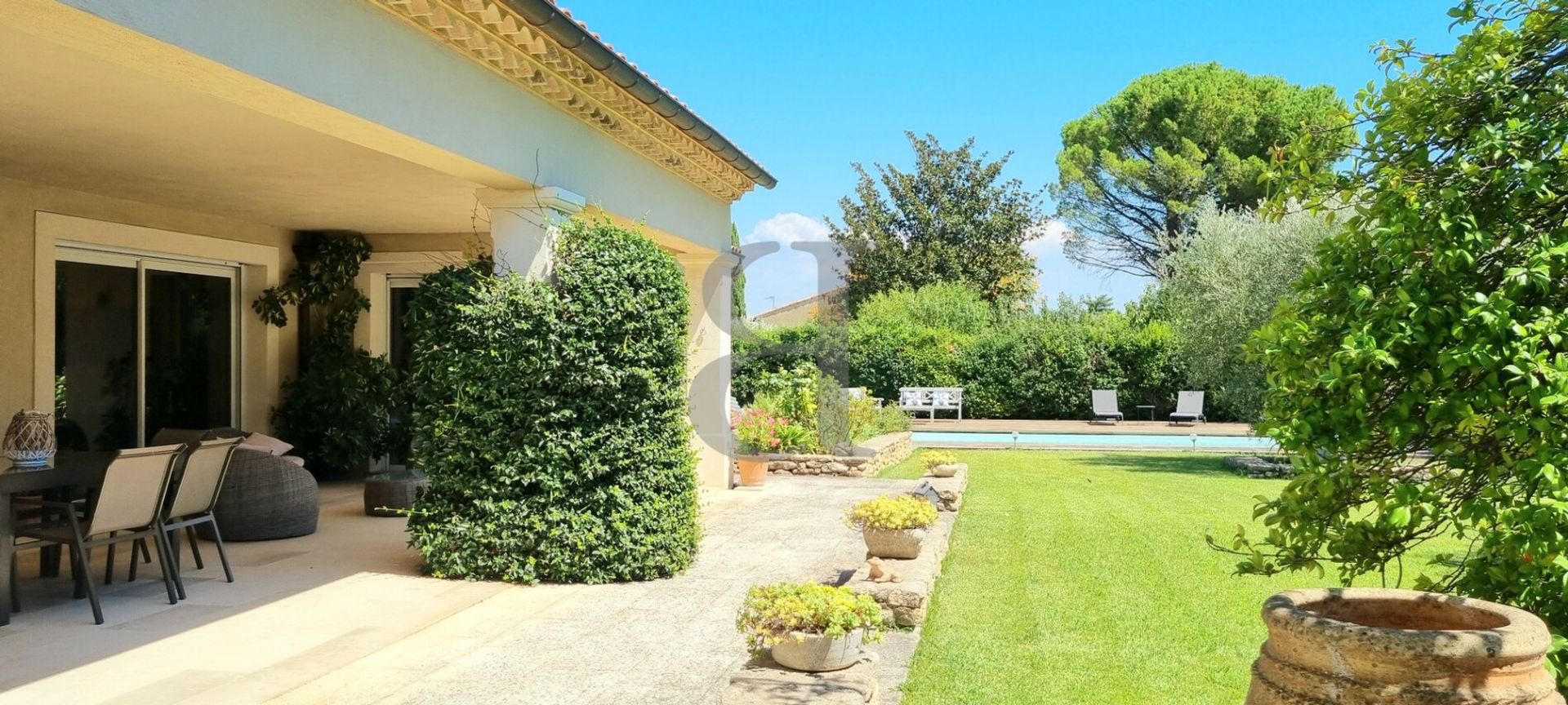 Huis in Barbentane, Provence-Alpes-Côte d'Azur 10994603