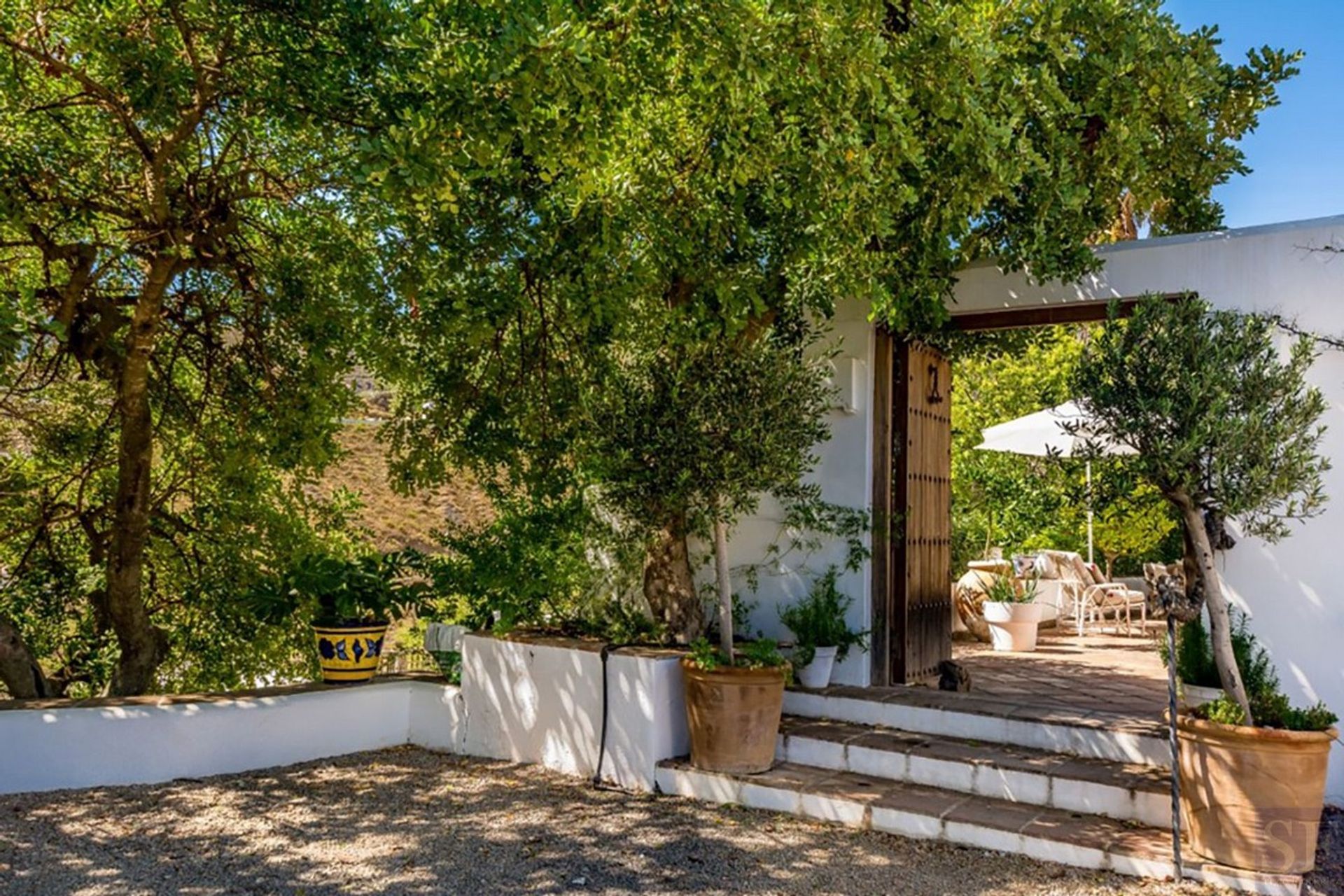 Rumah di Canillas de Albaida, Andalusia 10994750