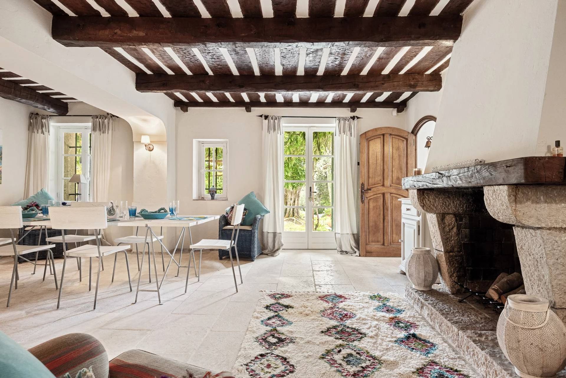 Hus i Tourrettes-sur-Loup, Provence-Alpes-Côte d'Azur 10994777