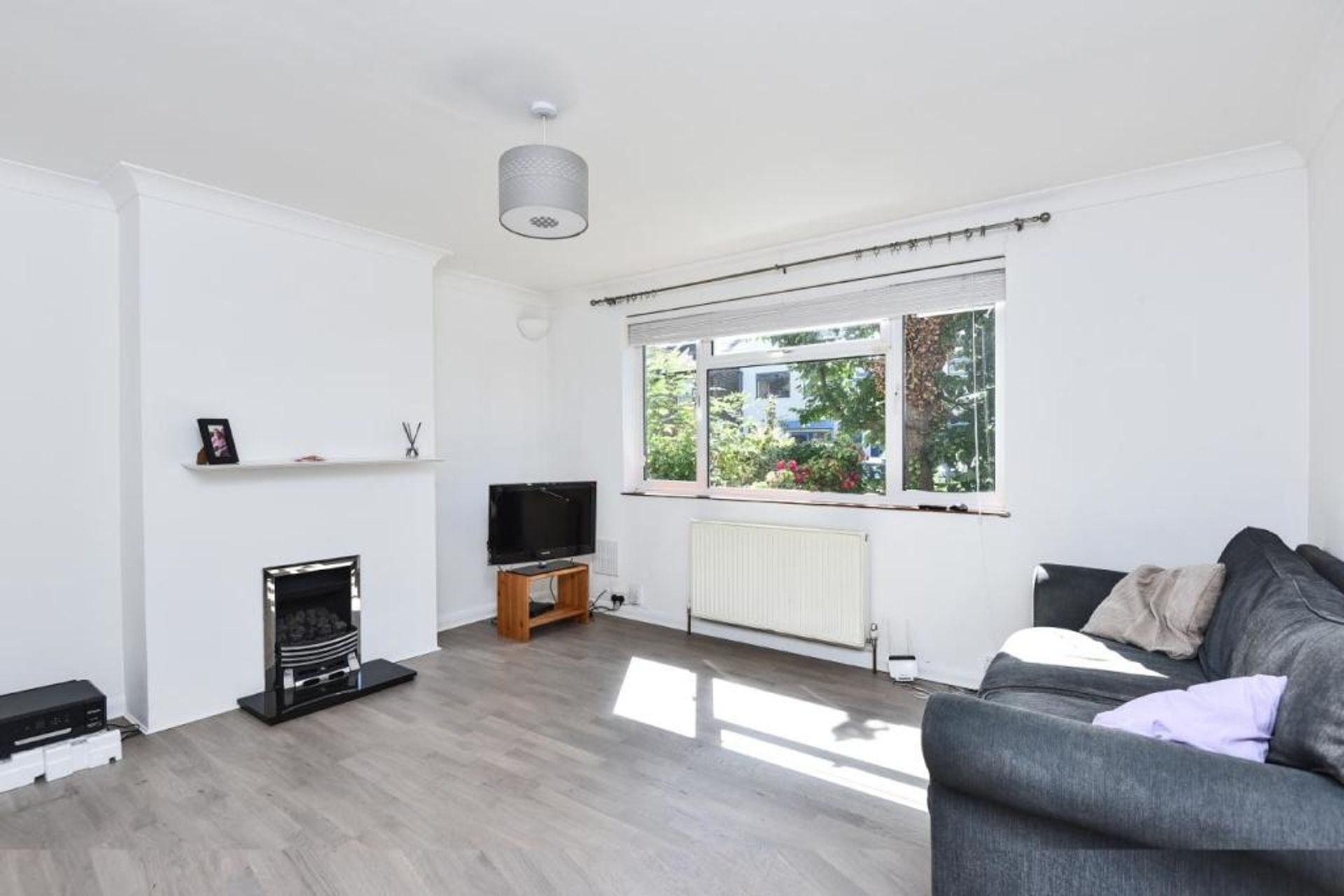 Condominium in Elmers Einde, Bromley 10994916