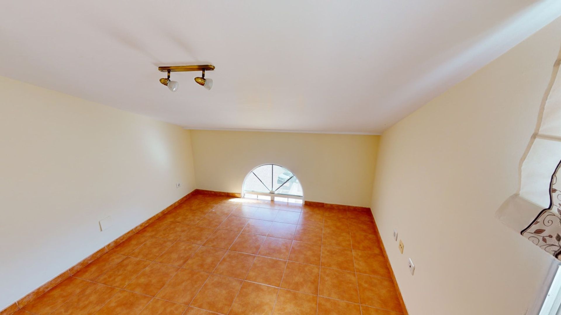 casa en Vélez-Málaga, Andalusia 10995056