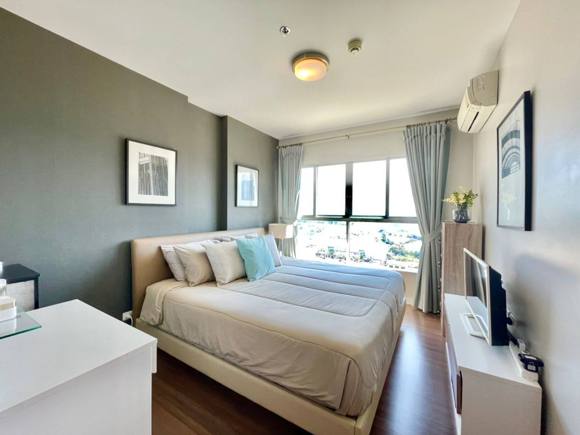 Condominium in Tambon Nong Kae, Chang Wat Prachuap Khiri Khan 10995178