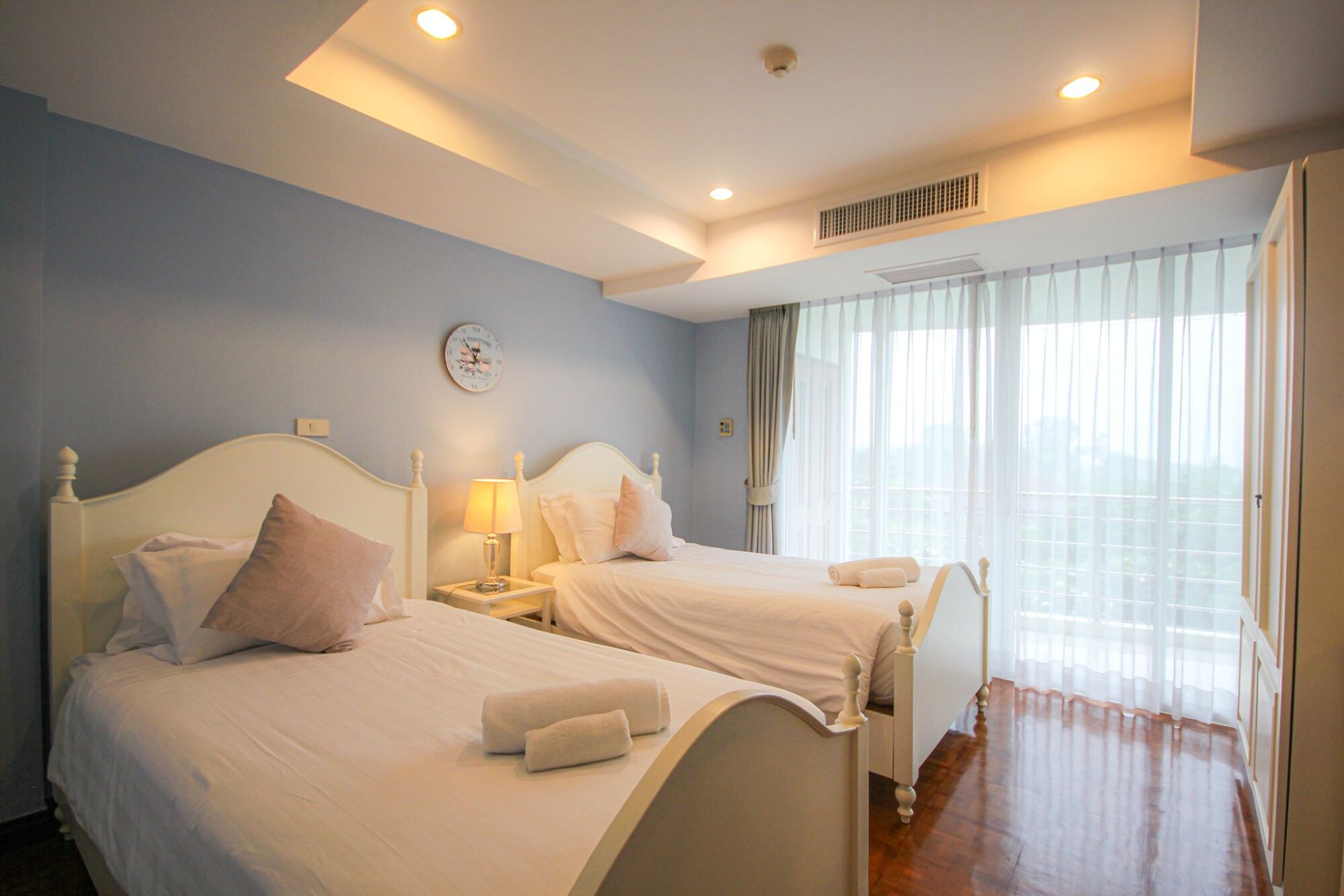 Condominium in Tambon Nong Kae, Chang Wat Prachuap Khiri Khan 10995191