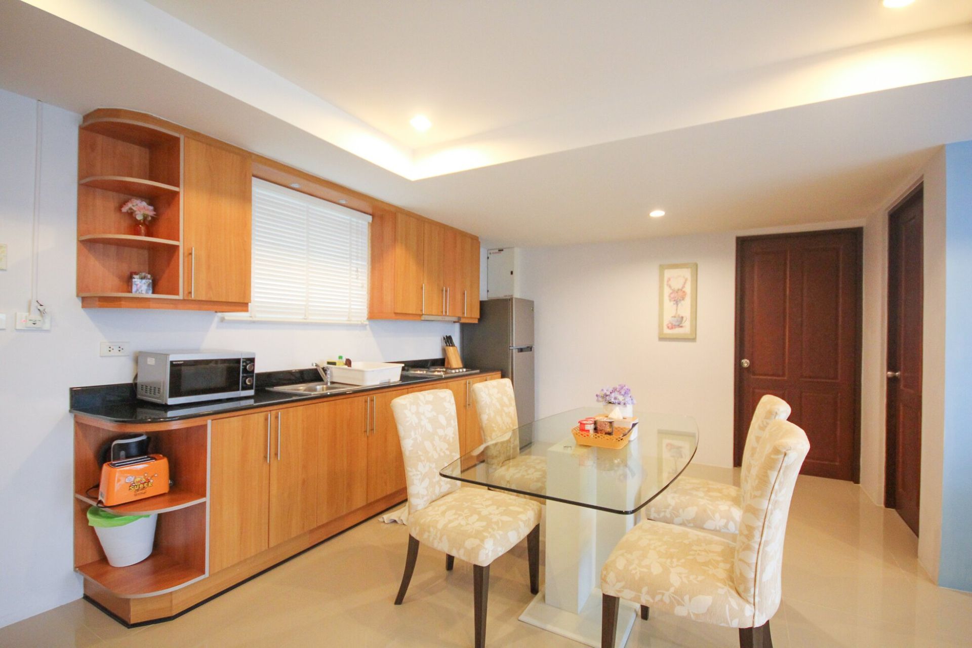 Condominium in Tambon Nong Kae, Chang Wat Prachuap Khiri Khan 10995191