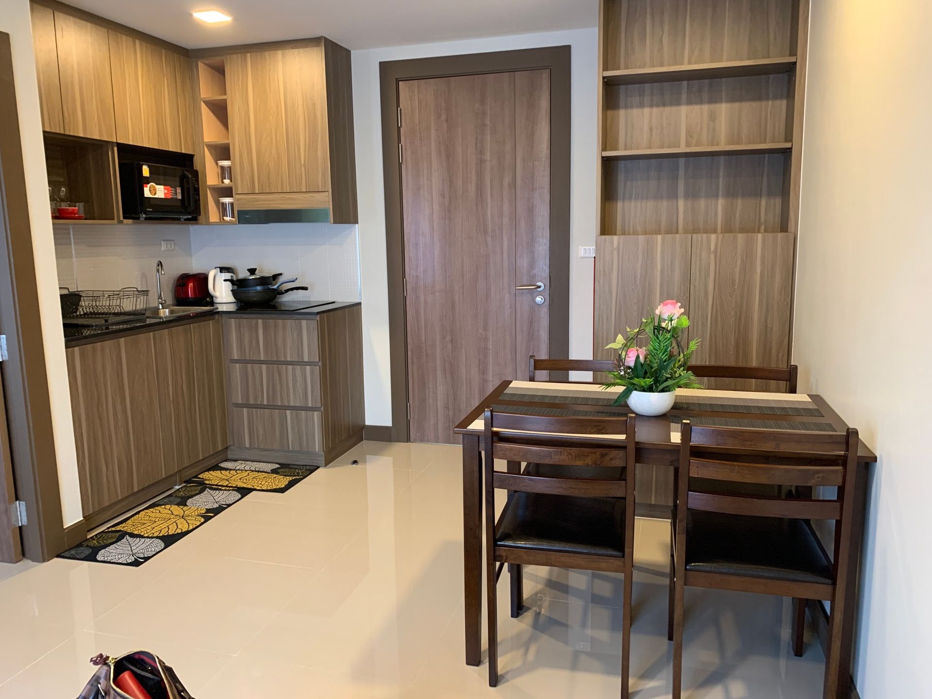 Condominium in Tambon Nong Kae, Chang Wat Prachuap Khiri Khan 10995203