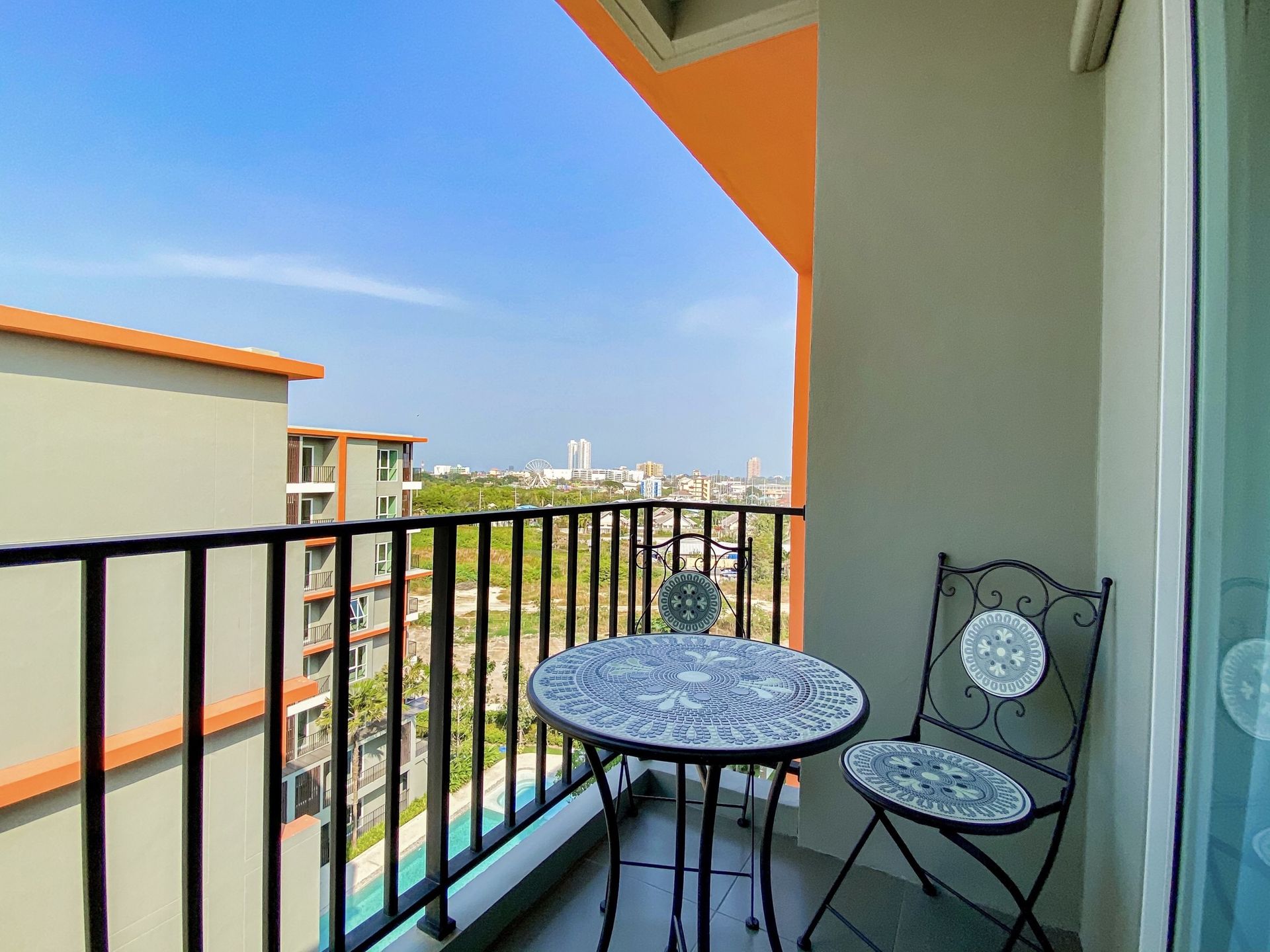 Condominium in Tambon Nong Kae, Chang Wat Prachuap Khiri Khan 10995203