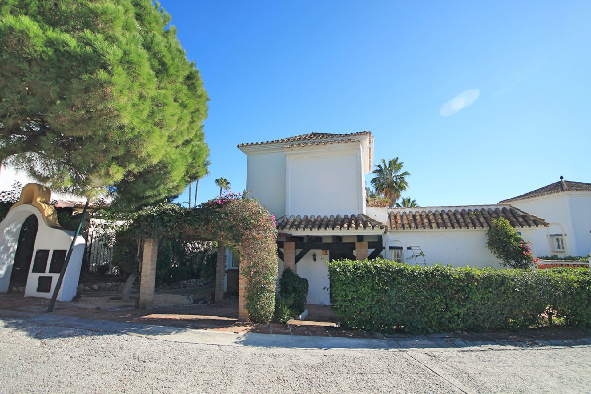 House in Fuengirola, Andalusia 10995231