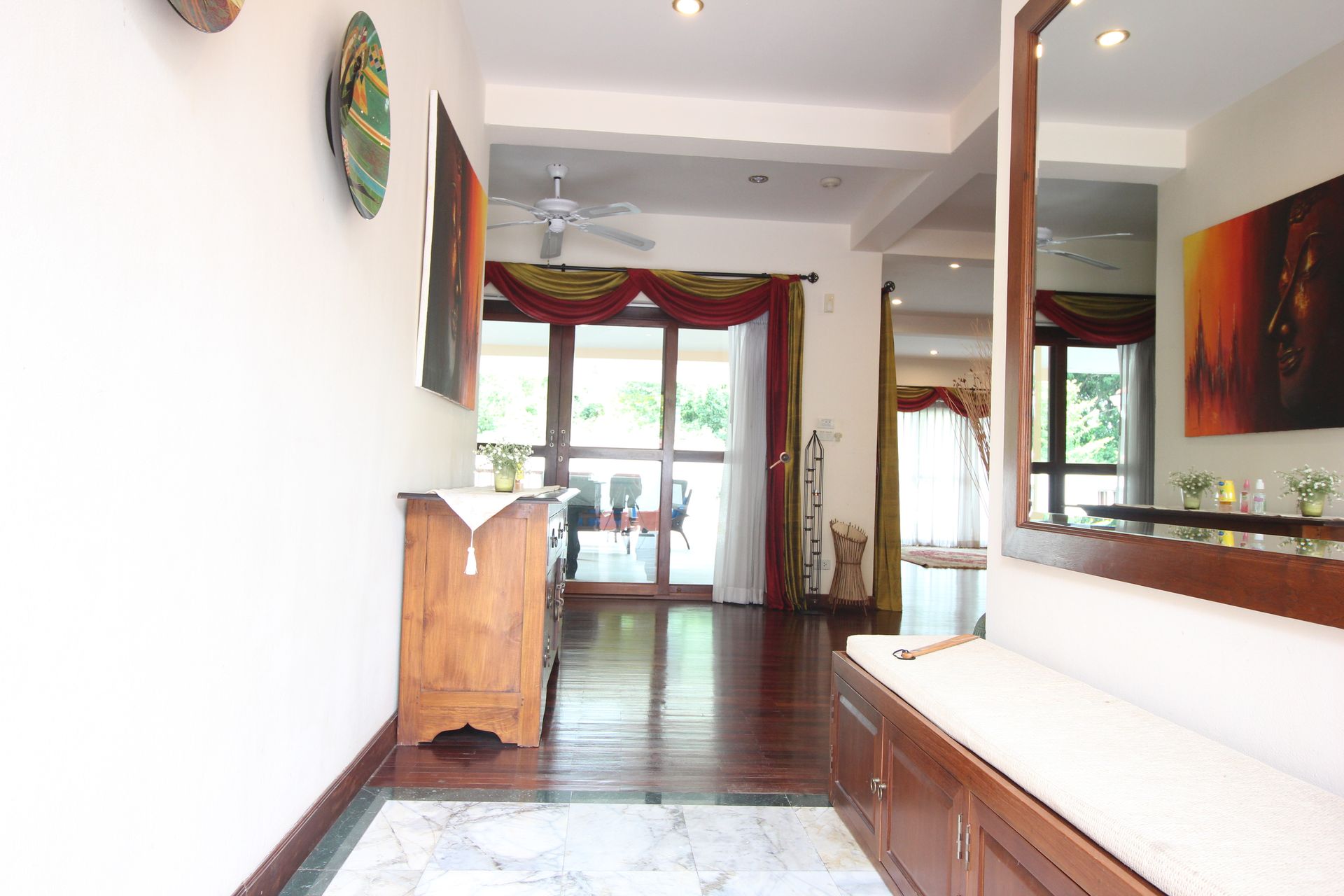 Hus i Tambon Nong Kae, Chang Wat Prachuap Khiri Khan 10995312