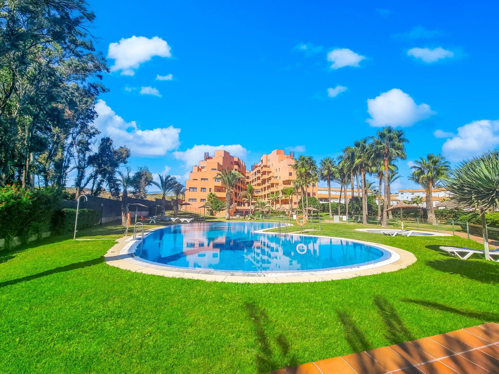 Condominio en Castillo de Sabinillas, Andalucía 10996384