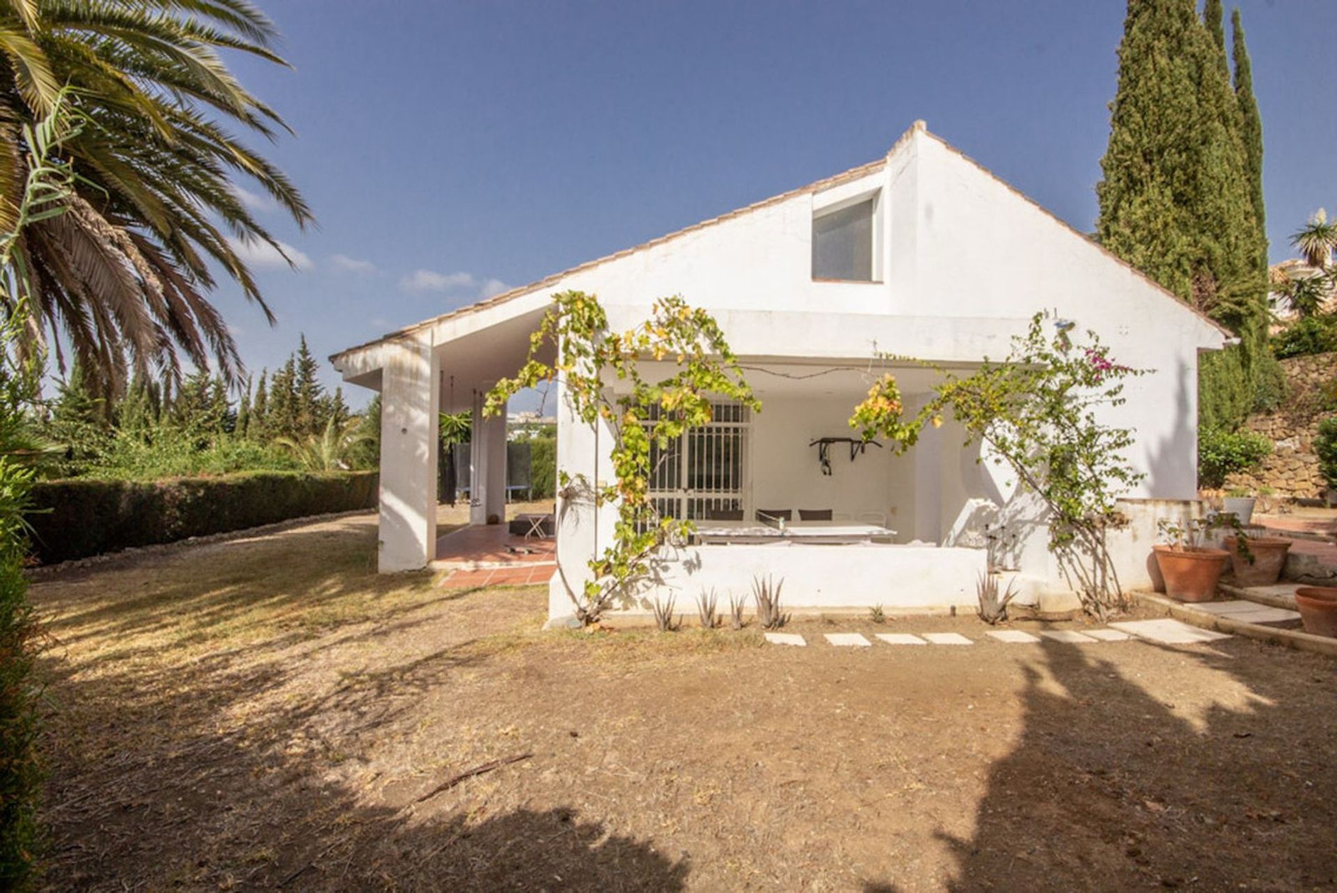 House in Marbella, Andalucía 10996400