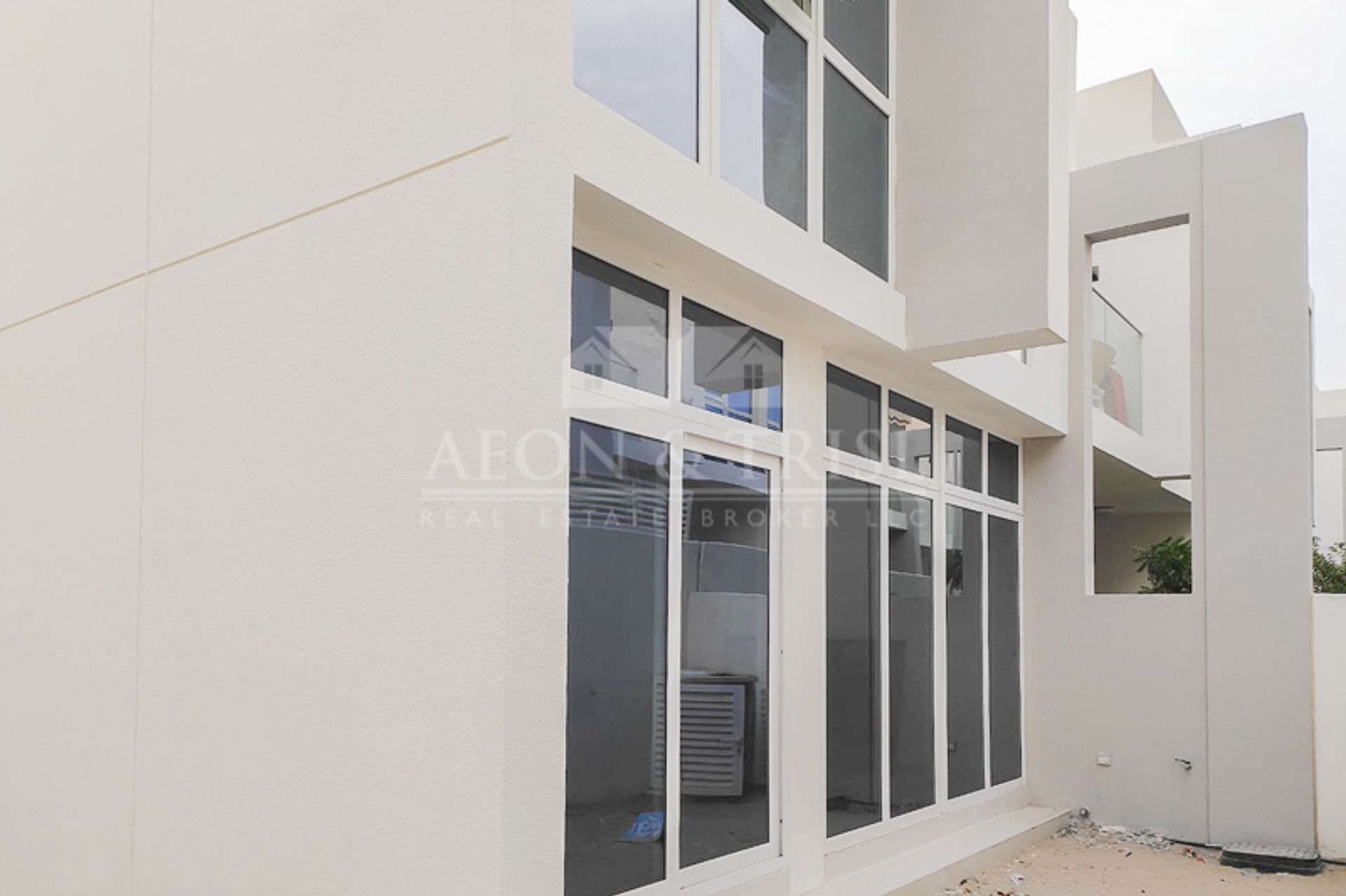 rumah dalam , Dubai 10996413