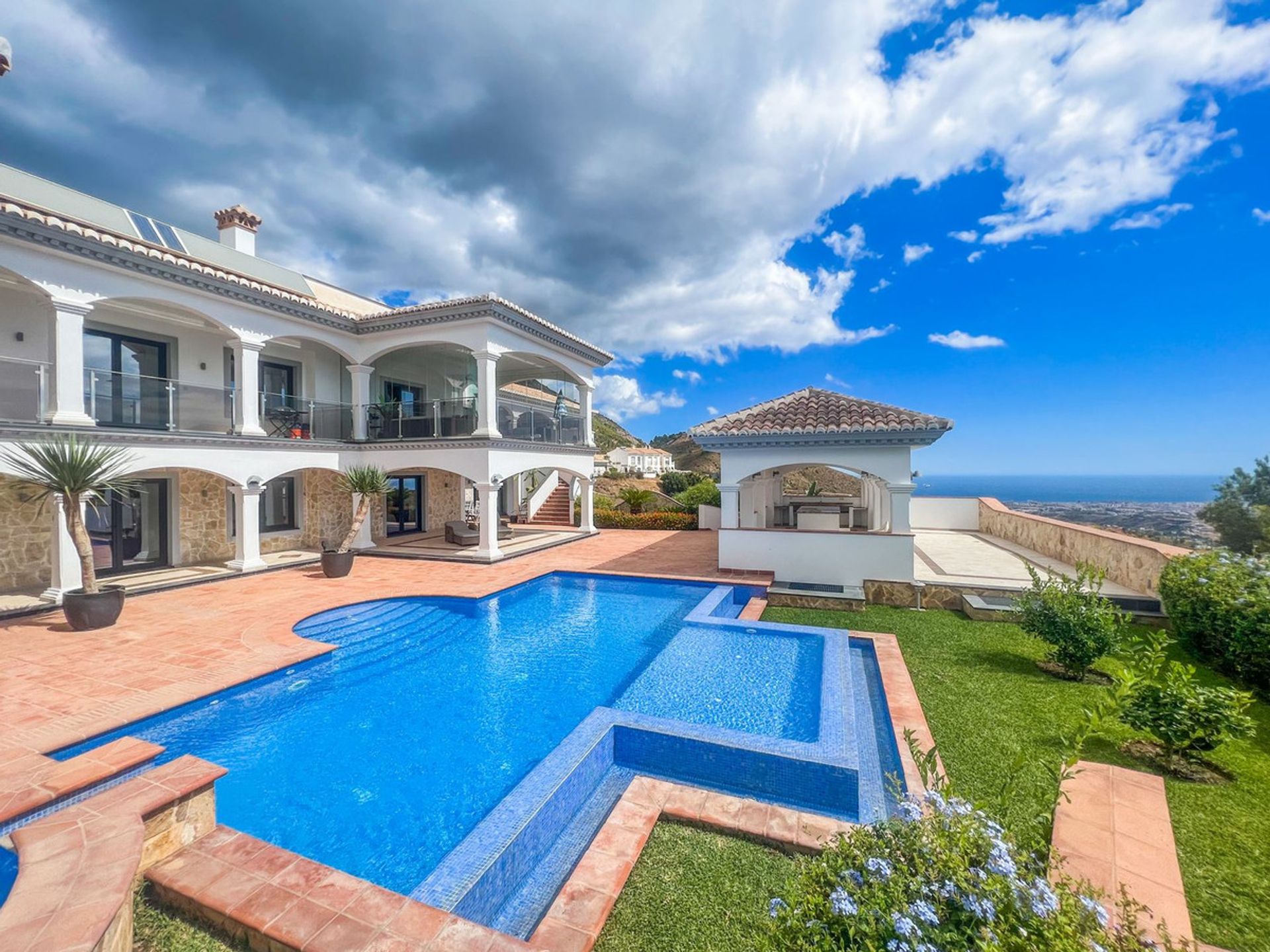 Rumah di Mijas, Andalusia 10996568