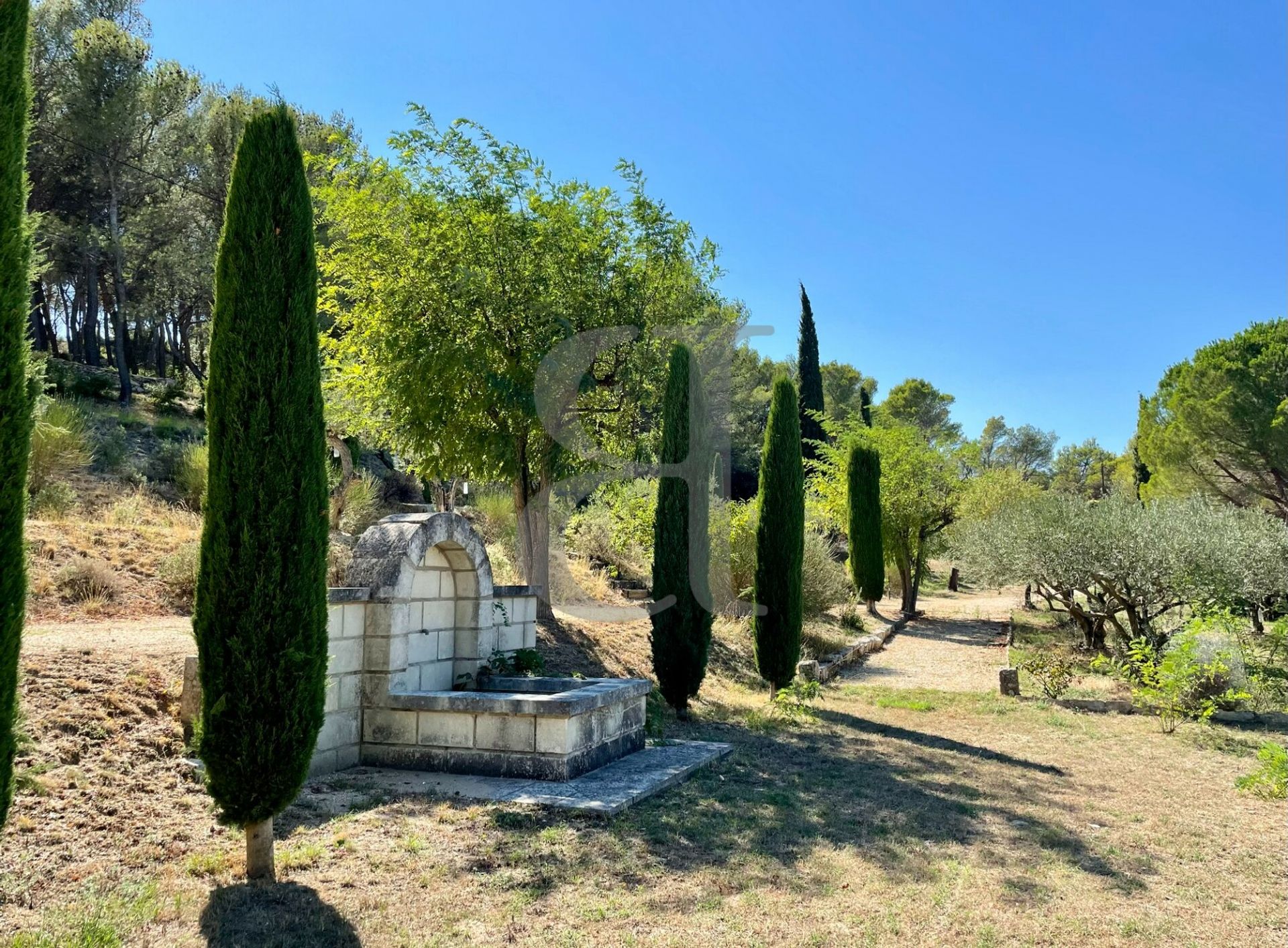 σπίτι σε Saint-Rémy-de-Provence, Provence-Alpes-Côte d'Azur 10997416