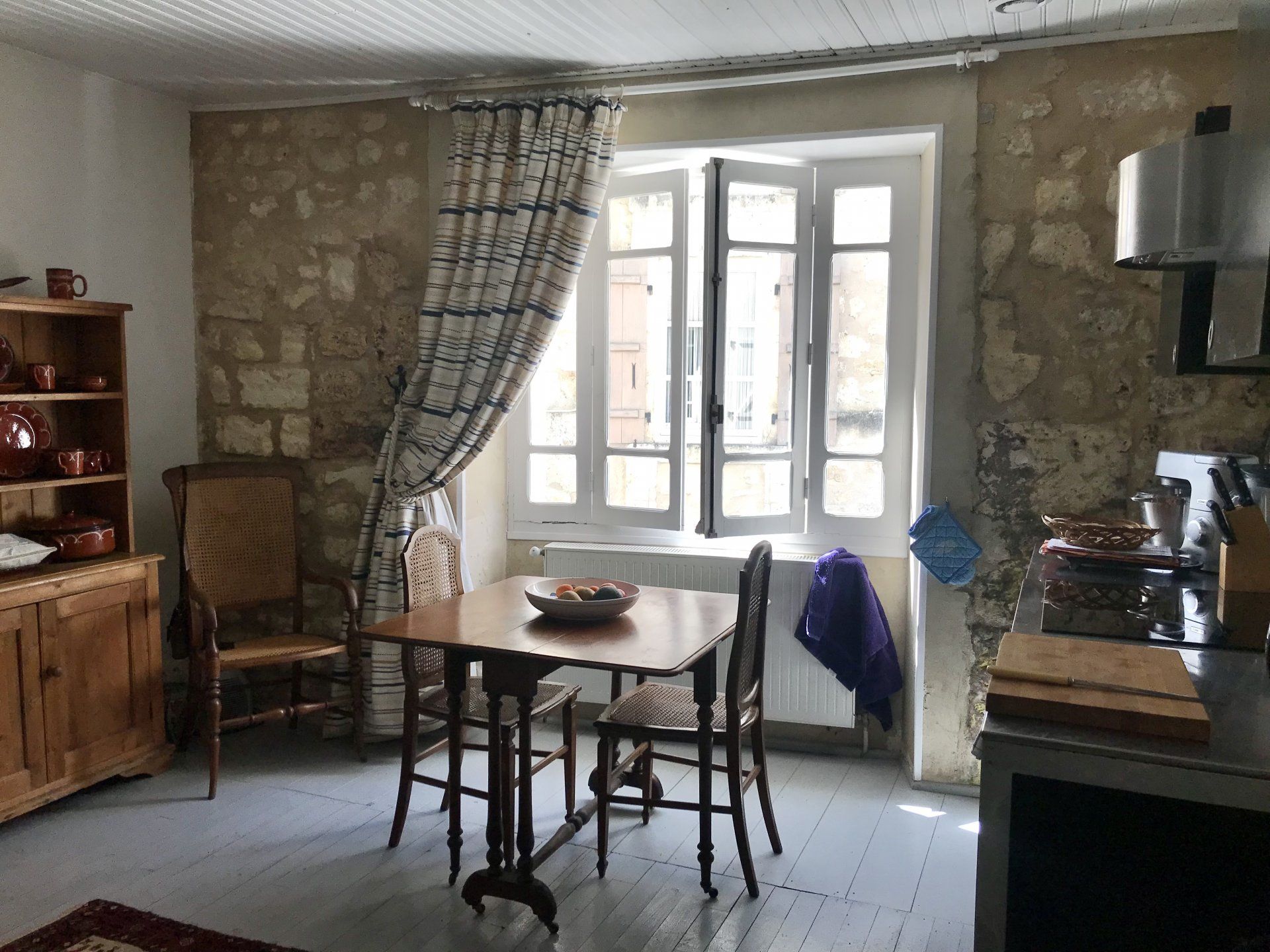 Huis in La Tour-Blanche-Cercles, Nouvelle-Aquitaine 10997497