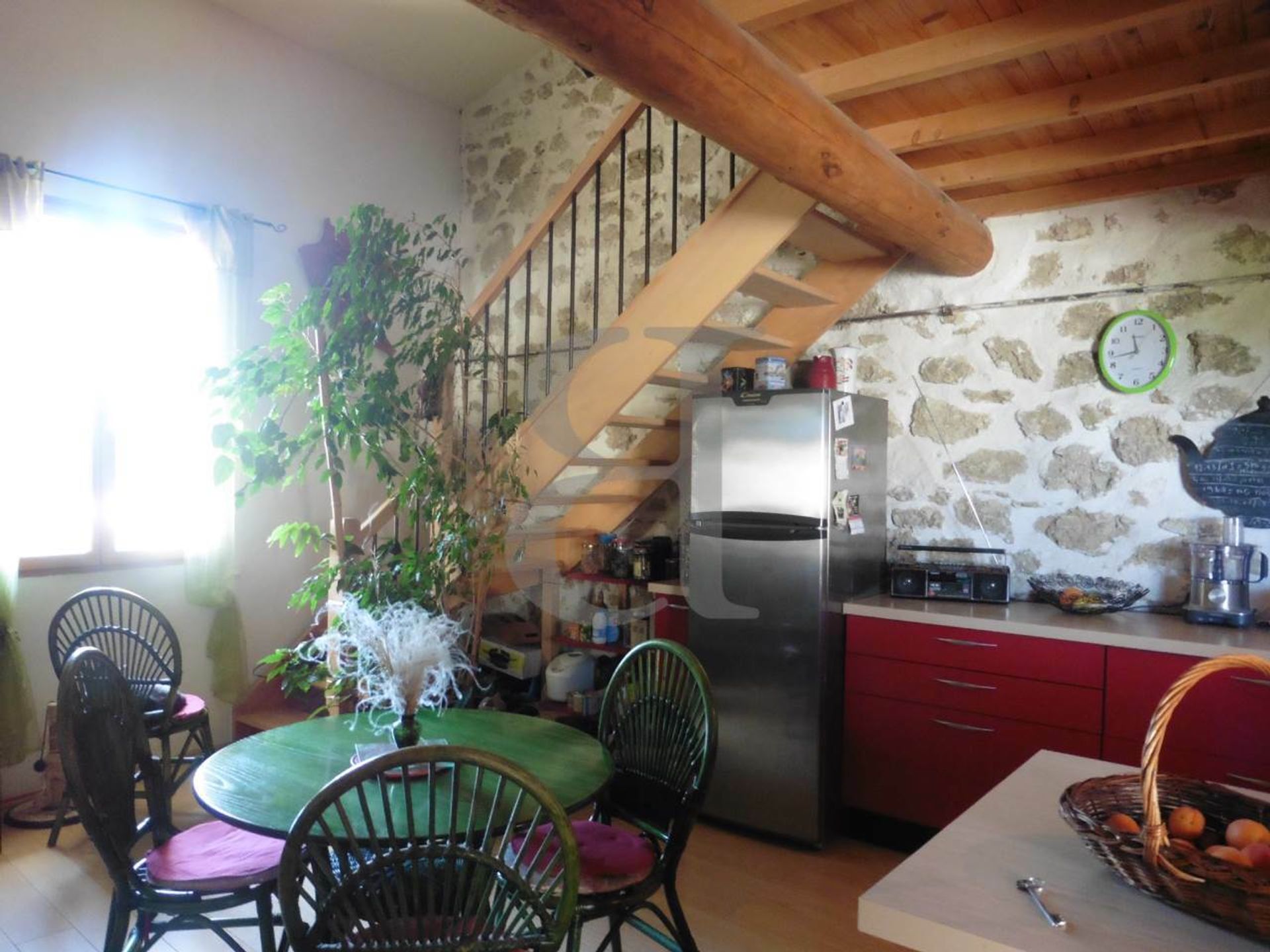 loger dans Malaucène, Provence-Alpes-Côte d'Azur 10997677