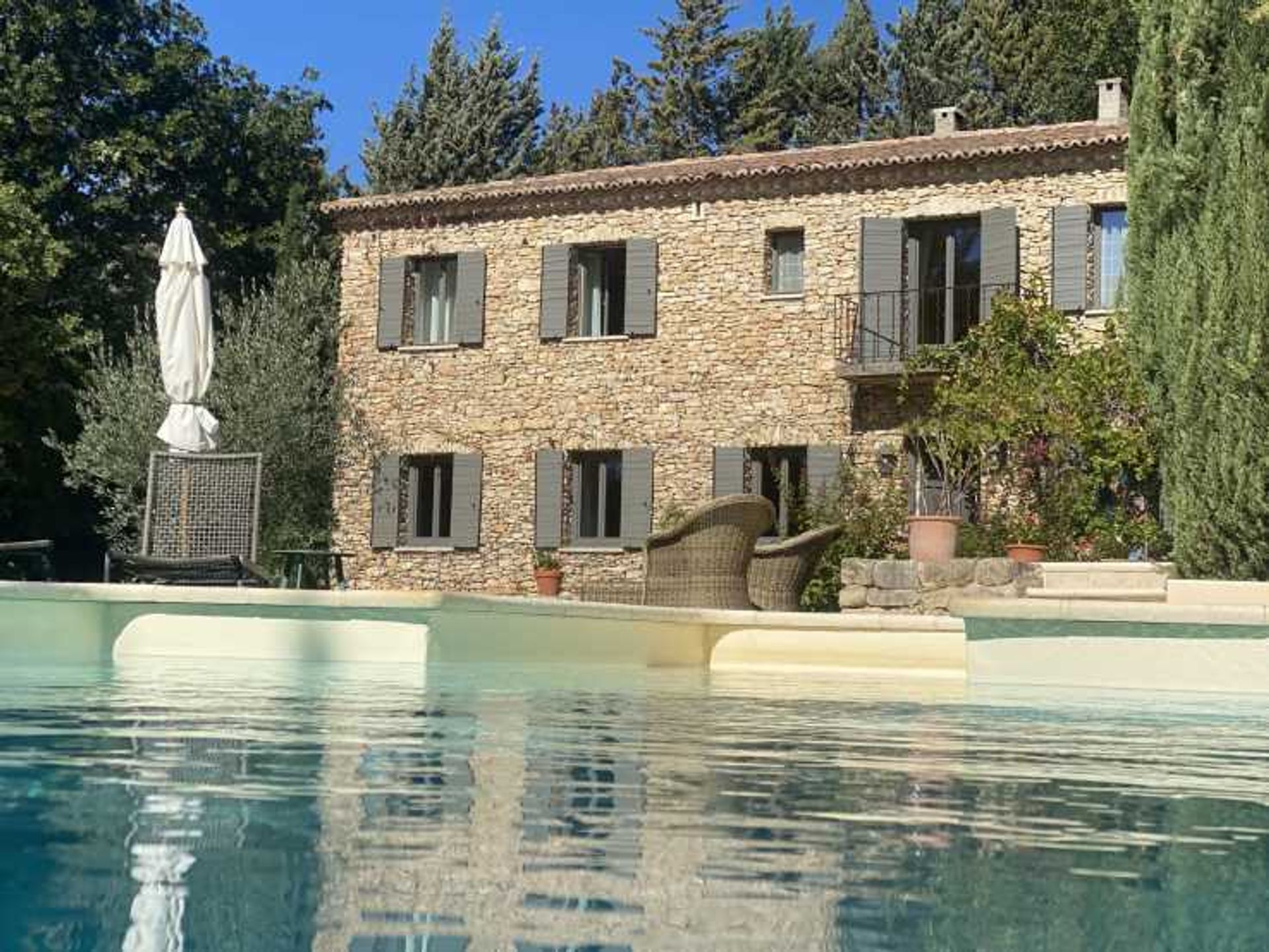 Hus i Gordes, Provence-Alpes-Côte d'Azur 10997822