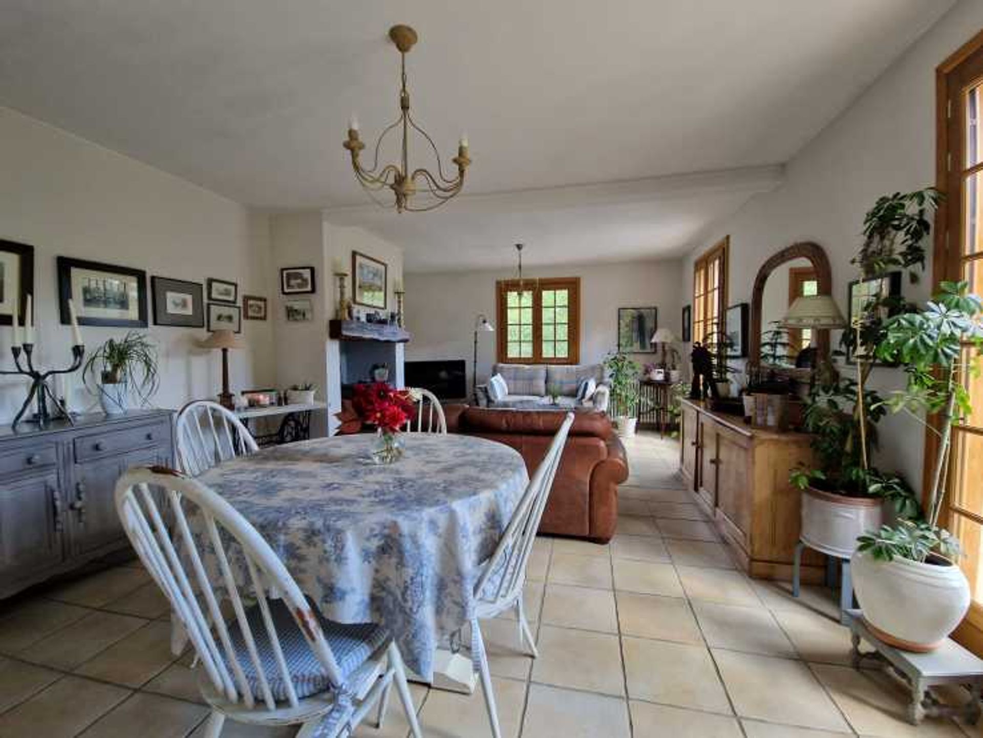 House in Le Buisson-de-Cadouin, Nouvelle-Aquitaine 10997831