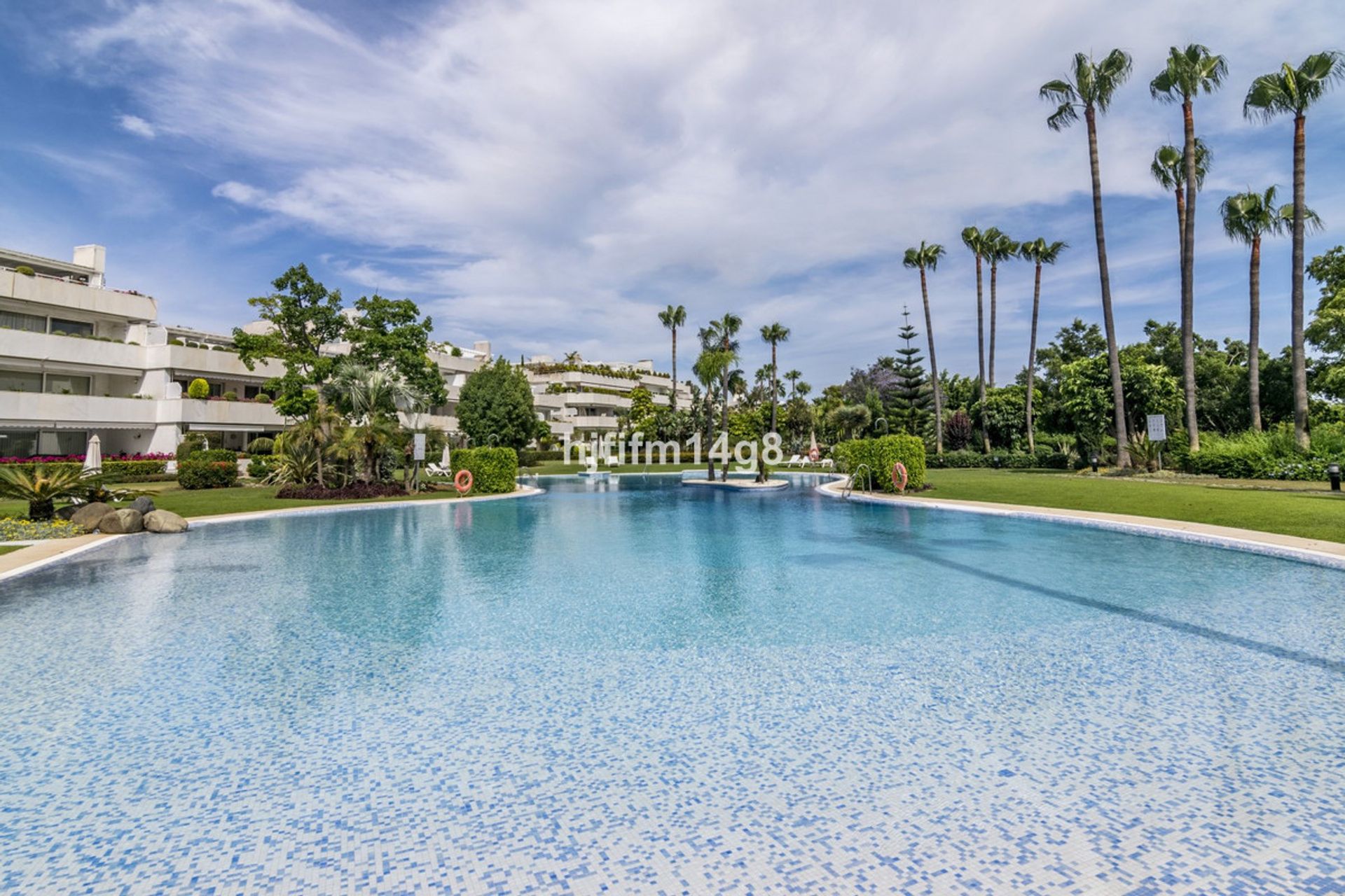 Condominio en Marbella, Andalucía 10998039