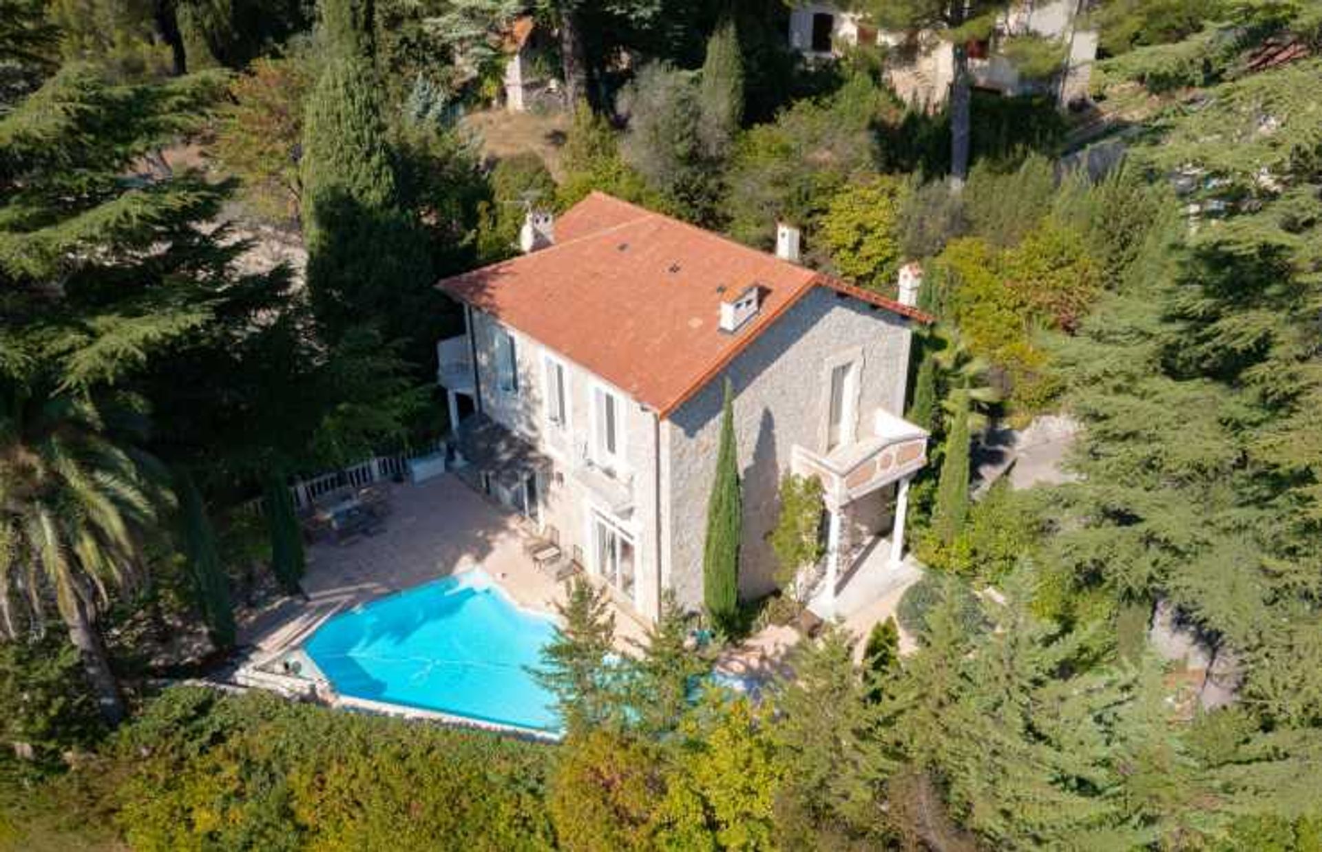 Haus im Grasse, Provence-Alpes-Côte d'Azur 10998072