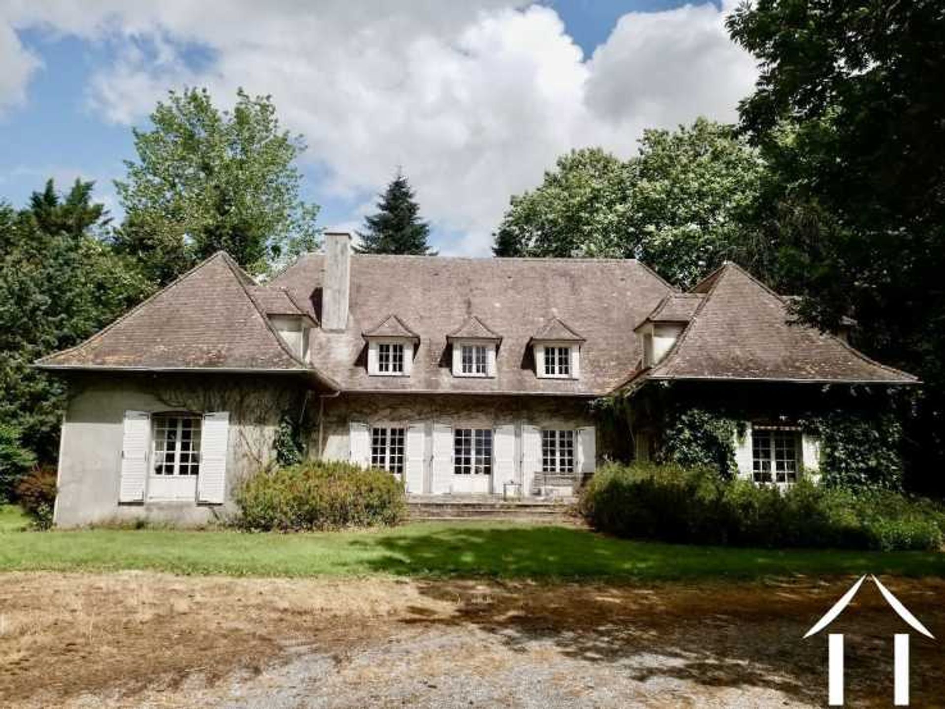 Hus i Monceaux, Hauts-de-France 10998110