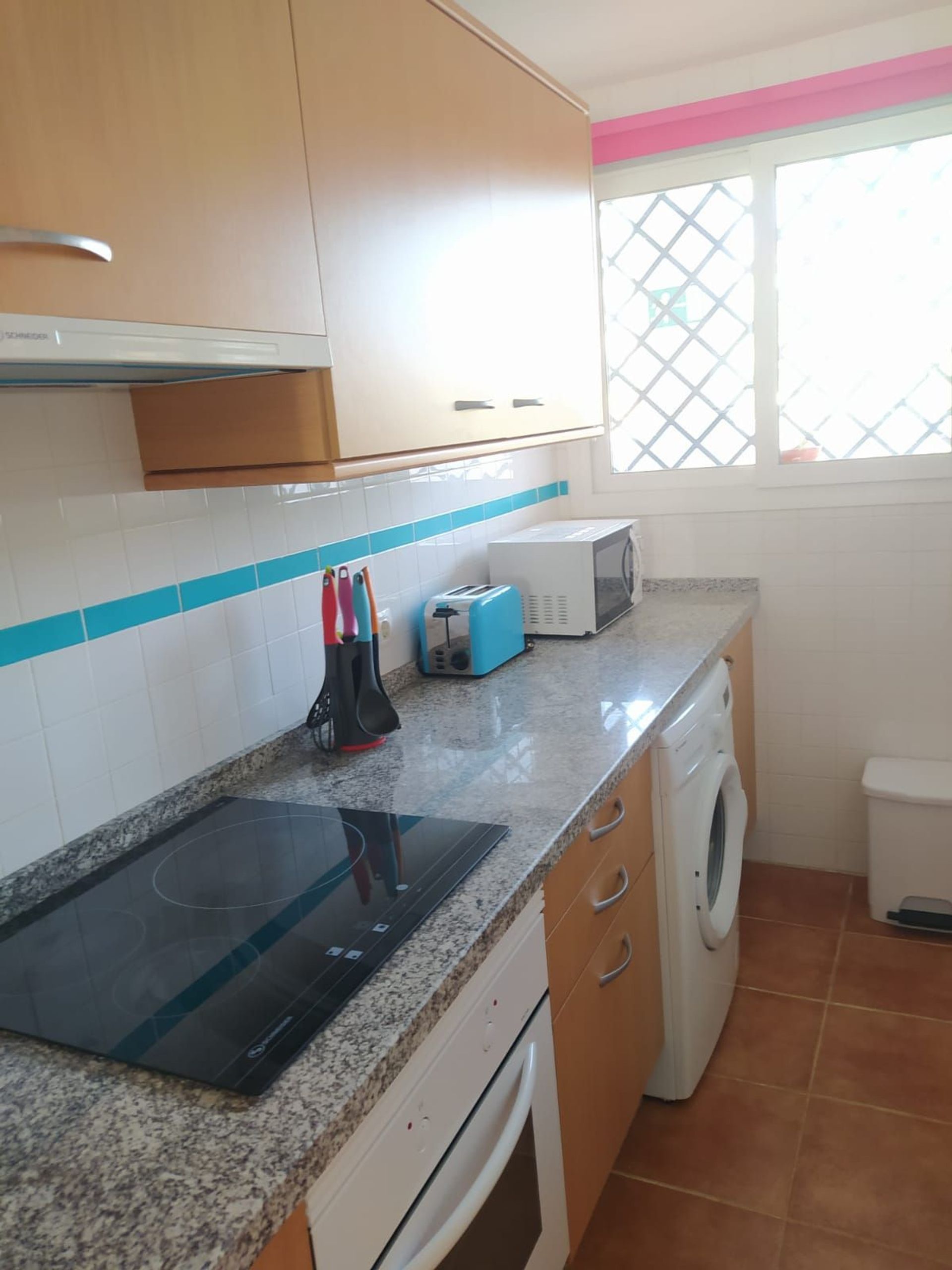 Condominio en Manilva, Andalusia 10998220