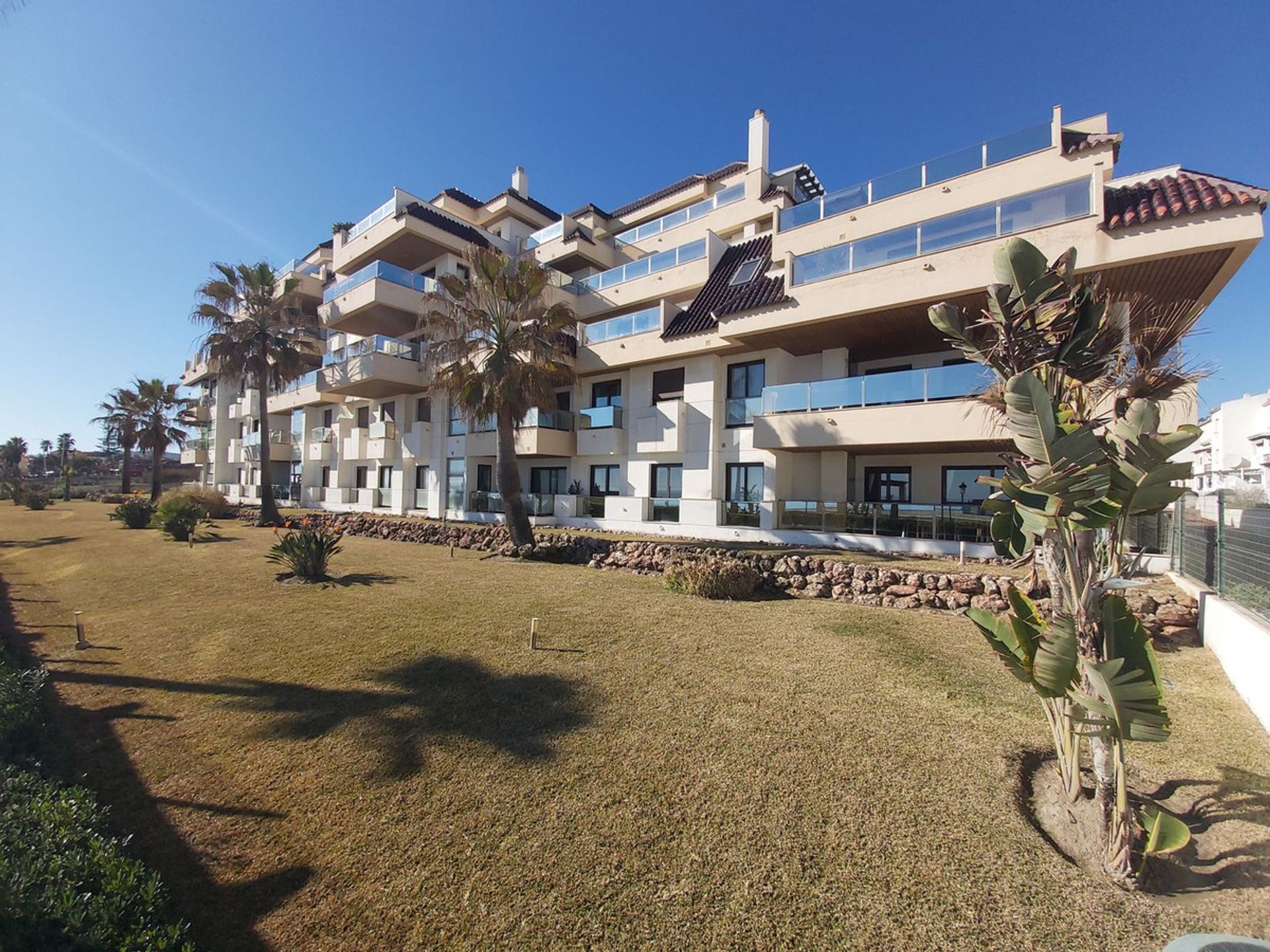 Condominio en Castillo de Sabinillas, Andalucía 10998271