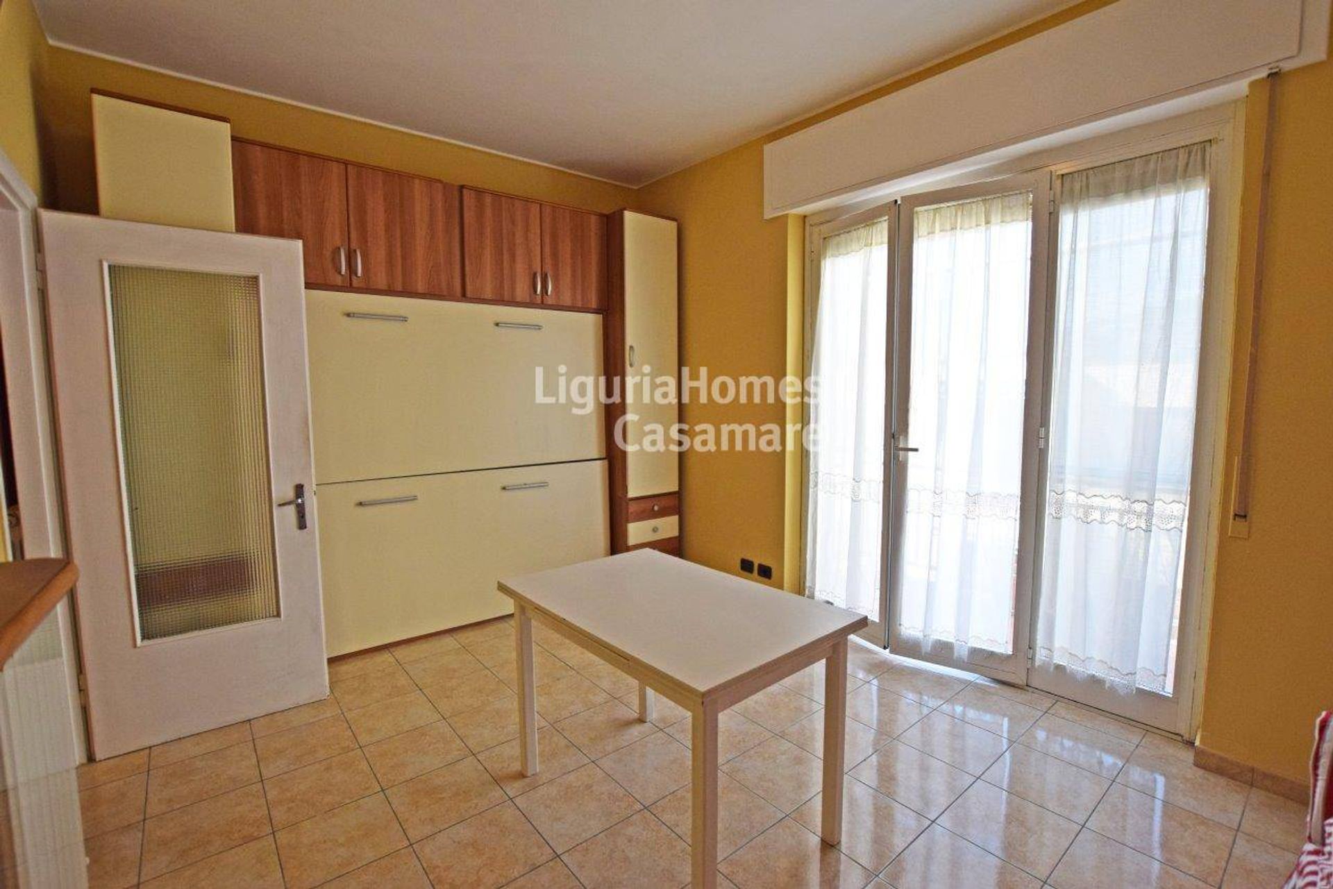 Condominio nel Ospedaletti, Liguria 10998471