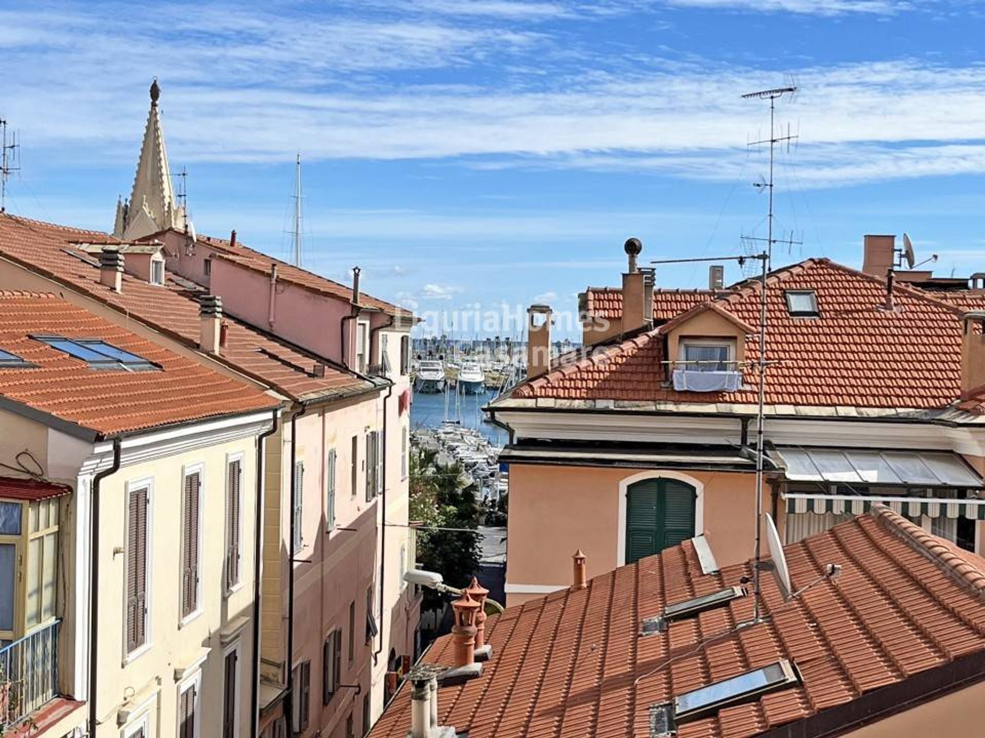 Condominium in Imperia, Liguria 10998478