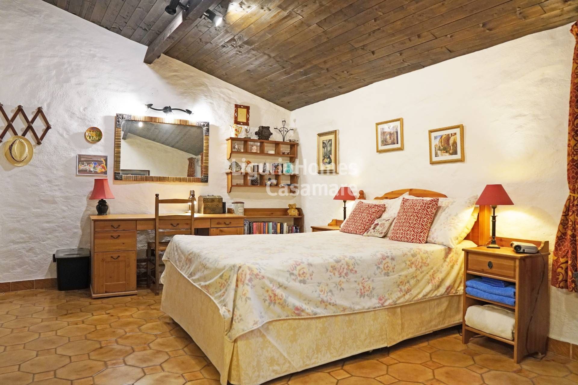 casa en Chiusanico, Liguria 10998493