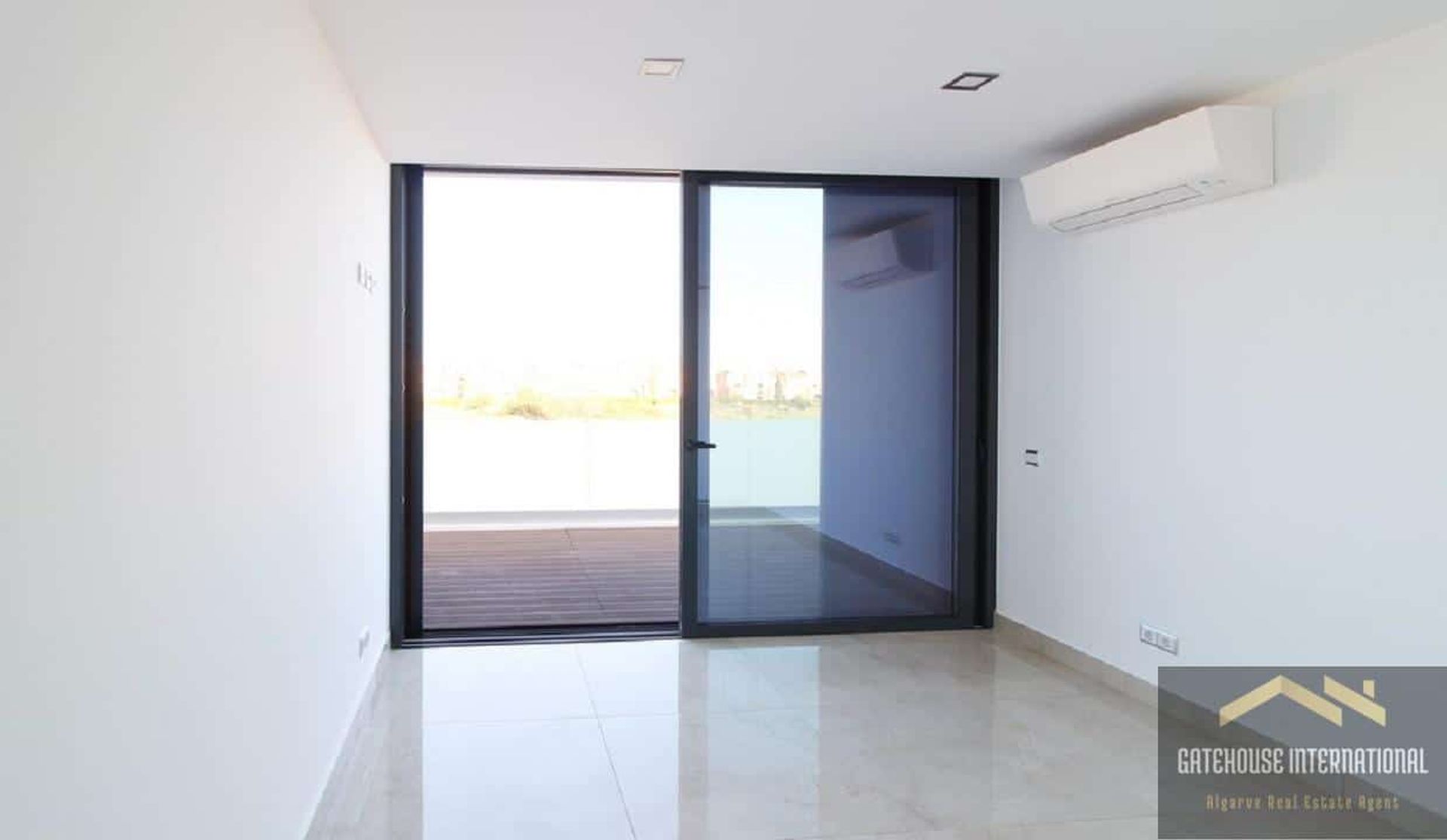 Hus i Tavira, Faro District 10998554