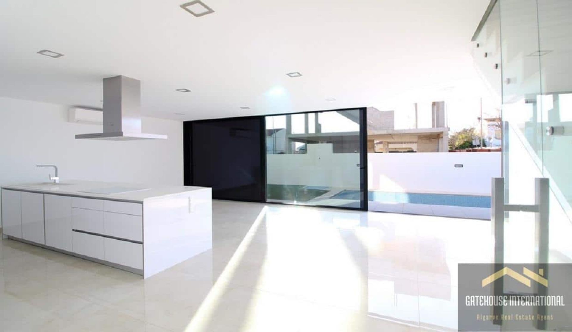 Hus i Tavira, Faro District 10998554