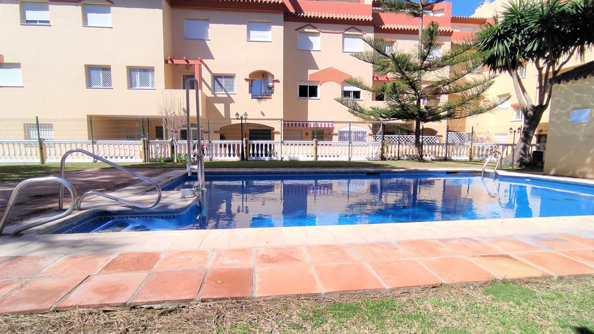 Huis in San Luis de Sabinillas, Andalusia 10998929