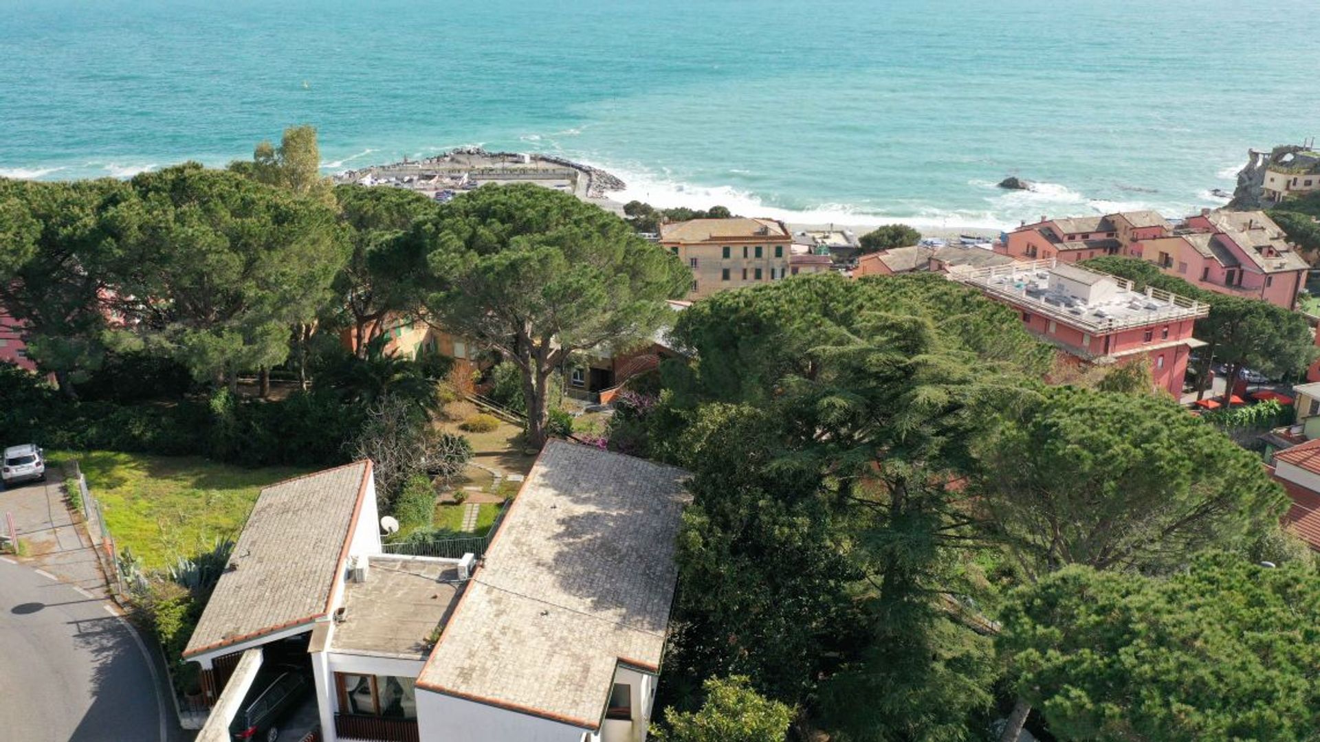 rumah dalam Monterosso al Mare, Liguria 10999341